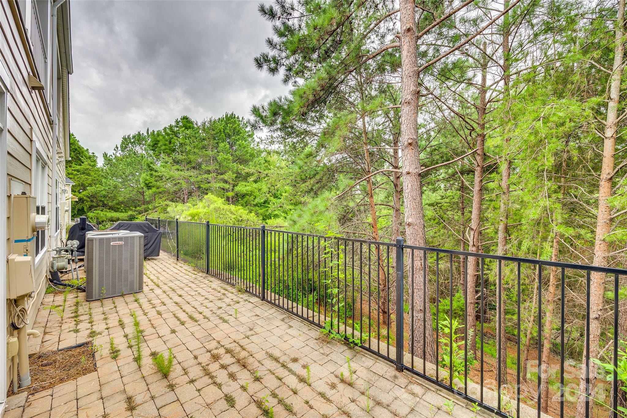 Lake Shore On Lake Wylie - Residential