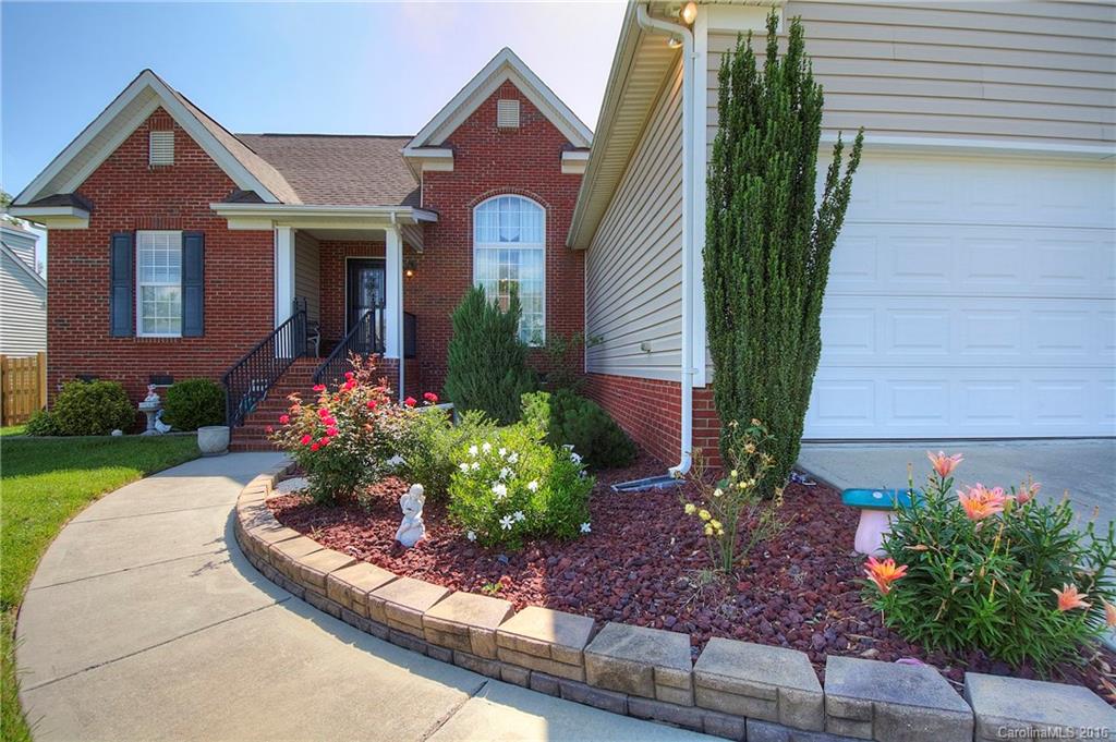Autumn Cove At Lake Wylie - Residential