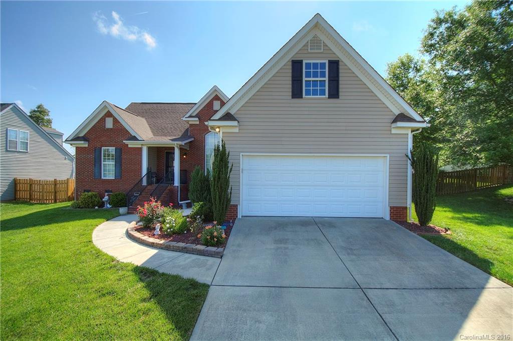 Autumn Cove At Lake Wylie - Residential