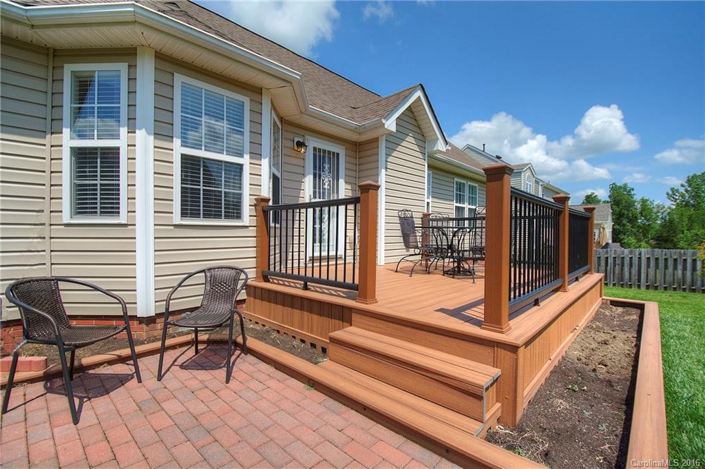 Autumn Cove At Lake Wylie - Residential
