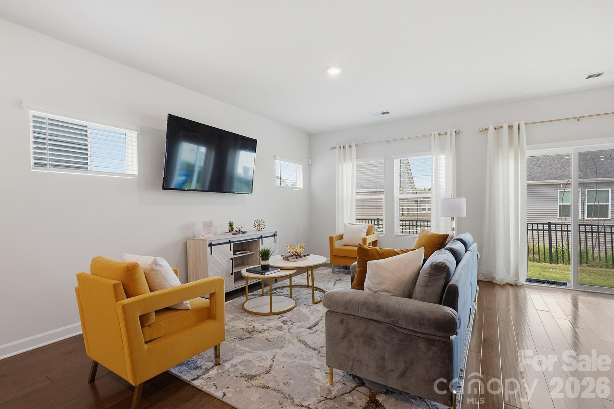 Anniston Chase - Residential