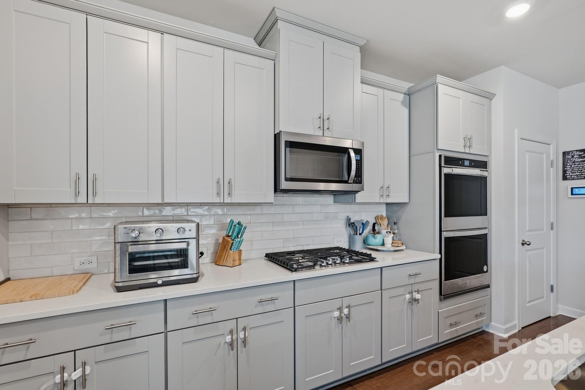 Anniston Chase - Residential