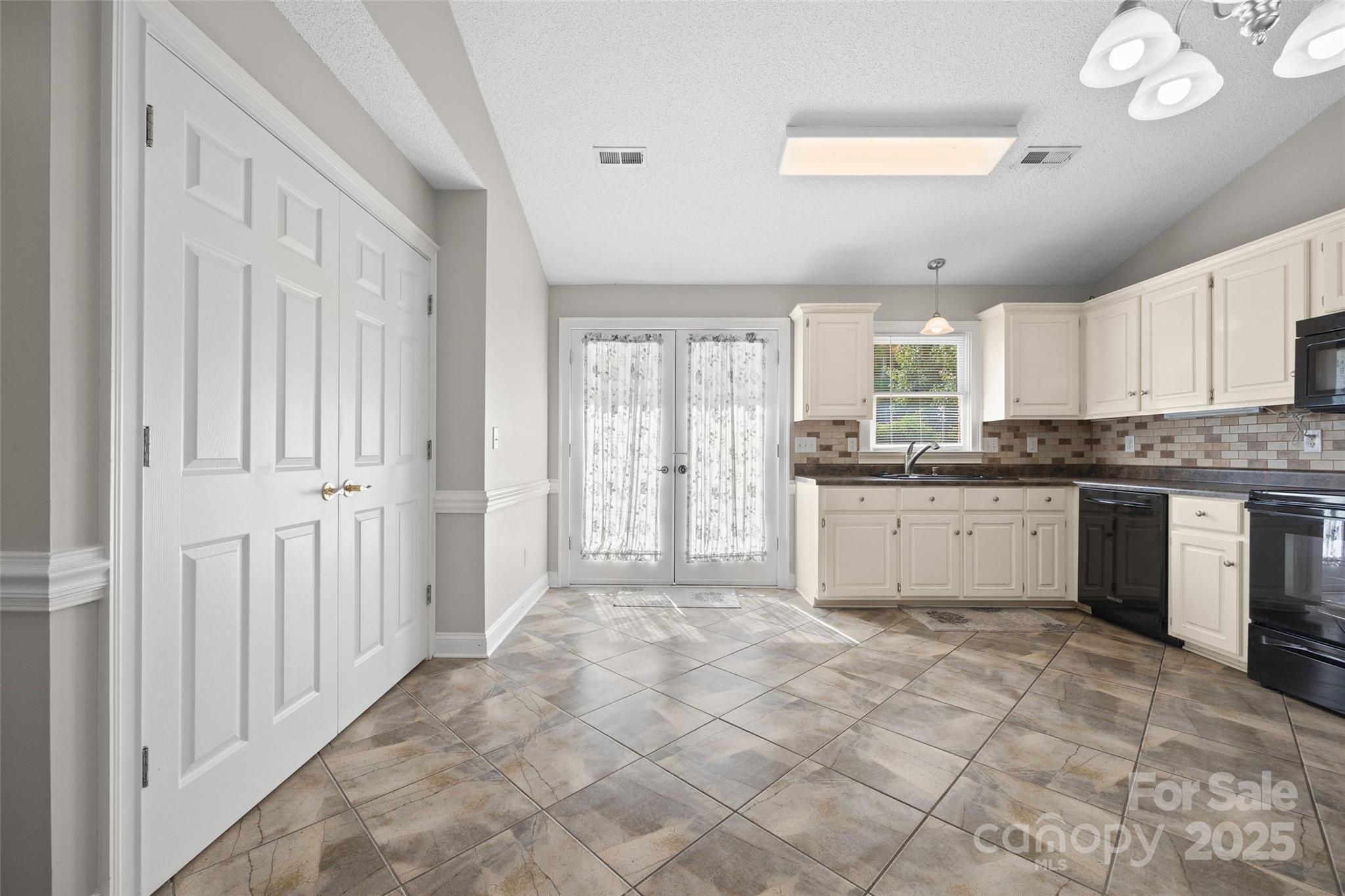 Devonridge - Residential