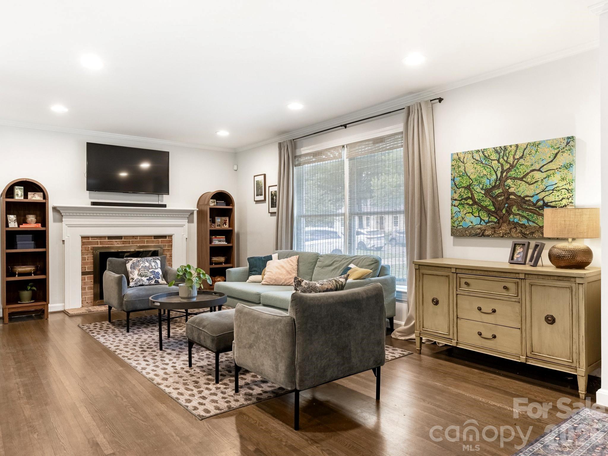 Beverly Woods - Residential