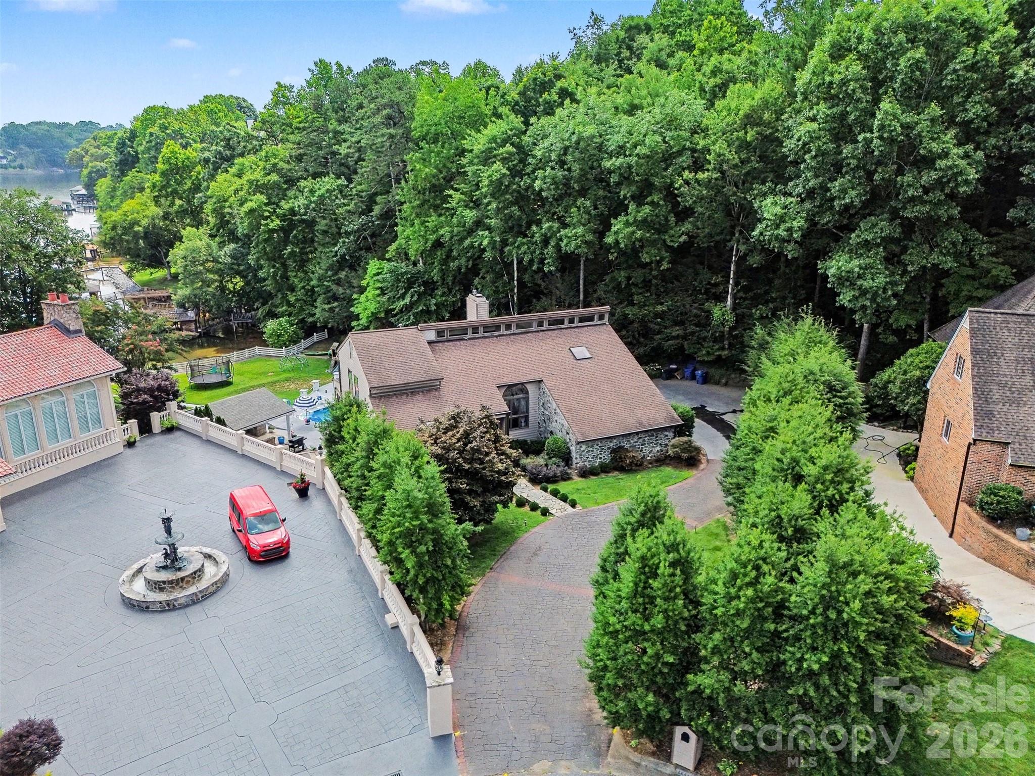 Moores Ferry - Residential