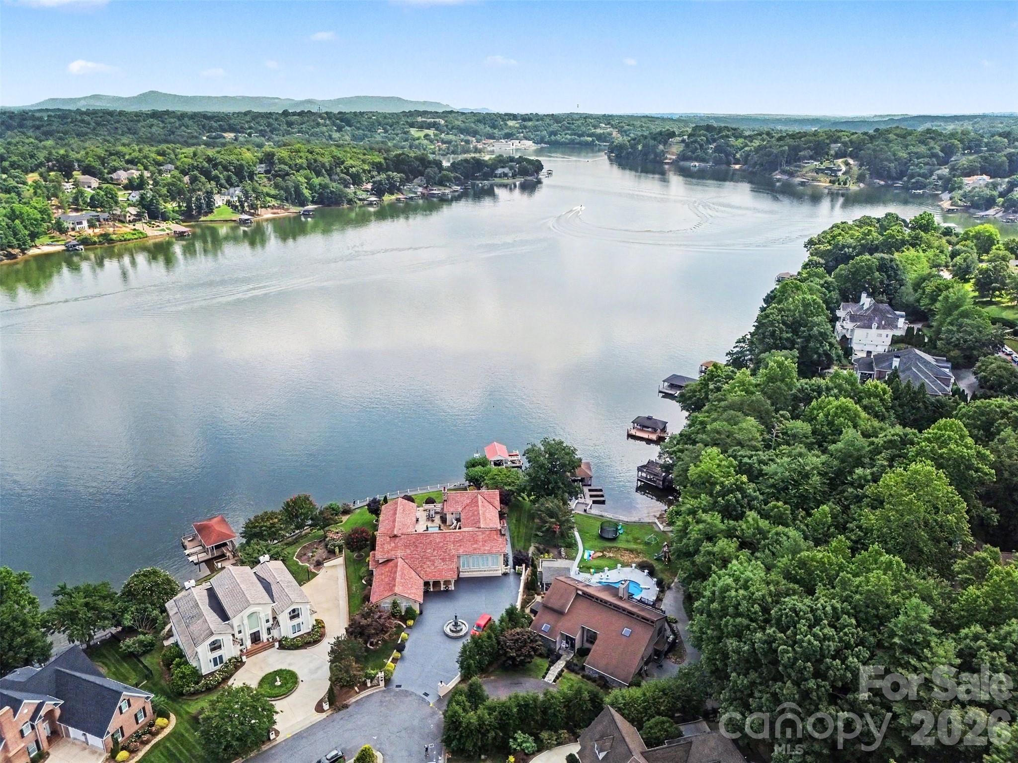 Moores Ferry - Residential