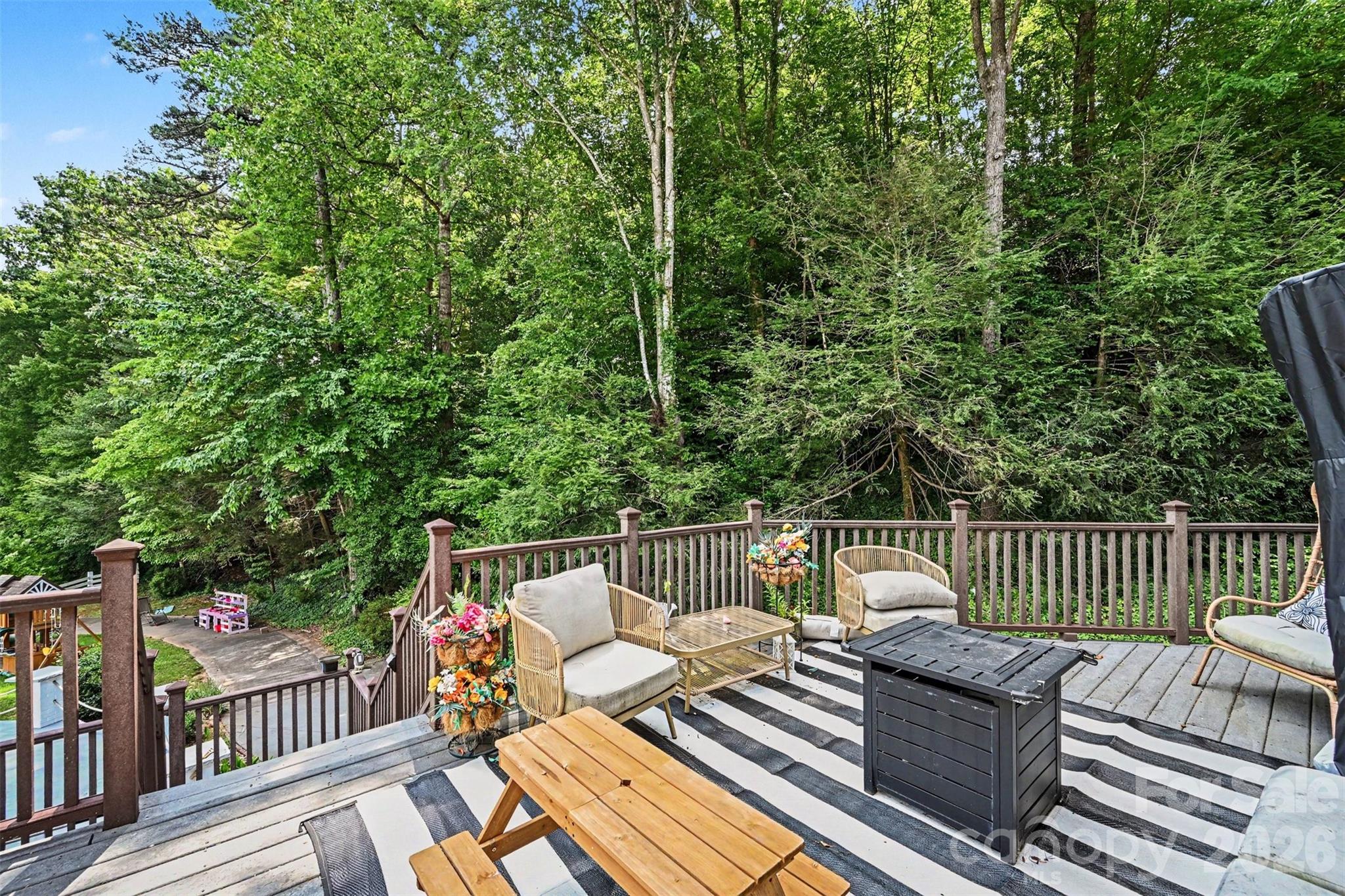 Moores Ferry - Residential