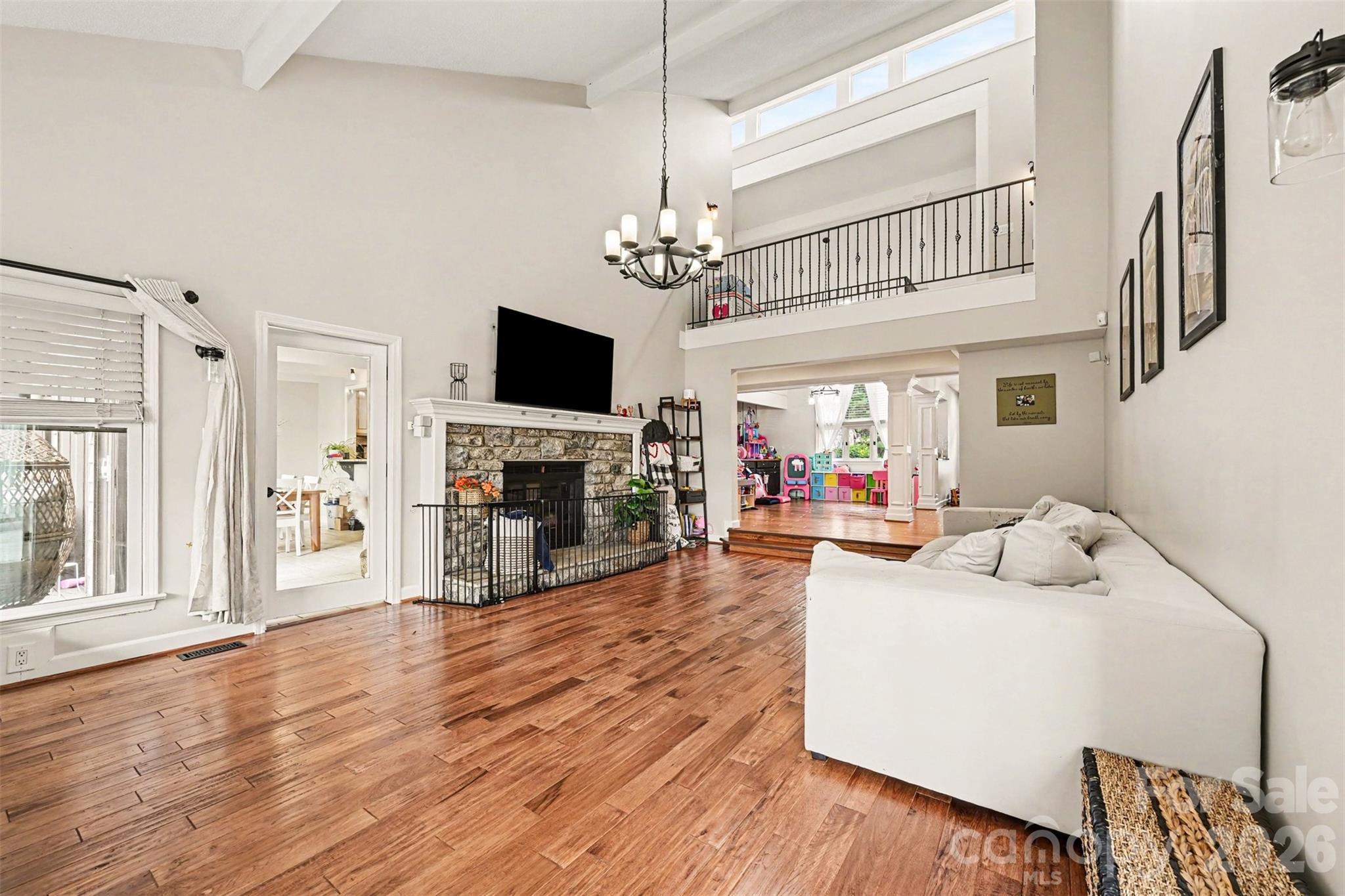 Moores Ferry - Residential