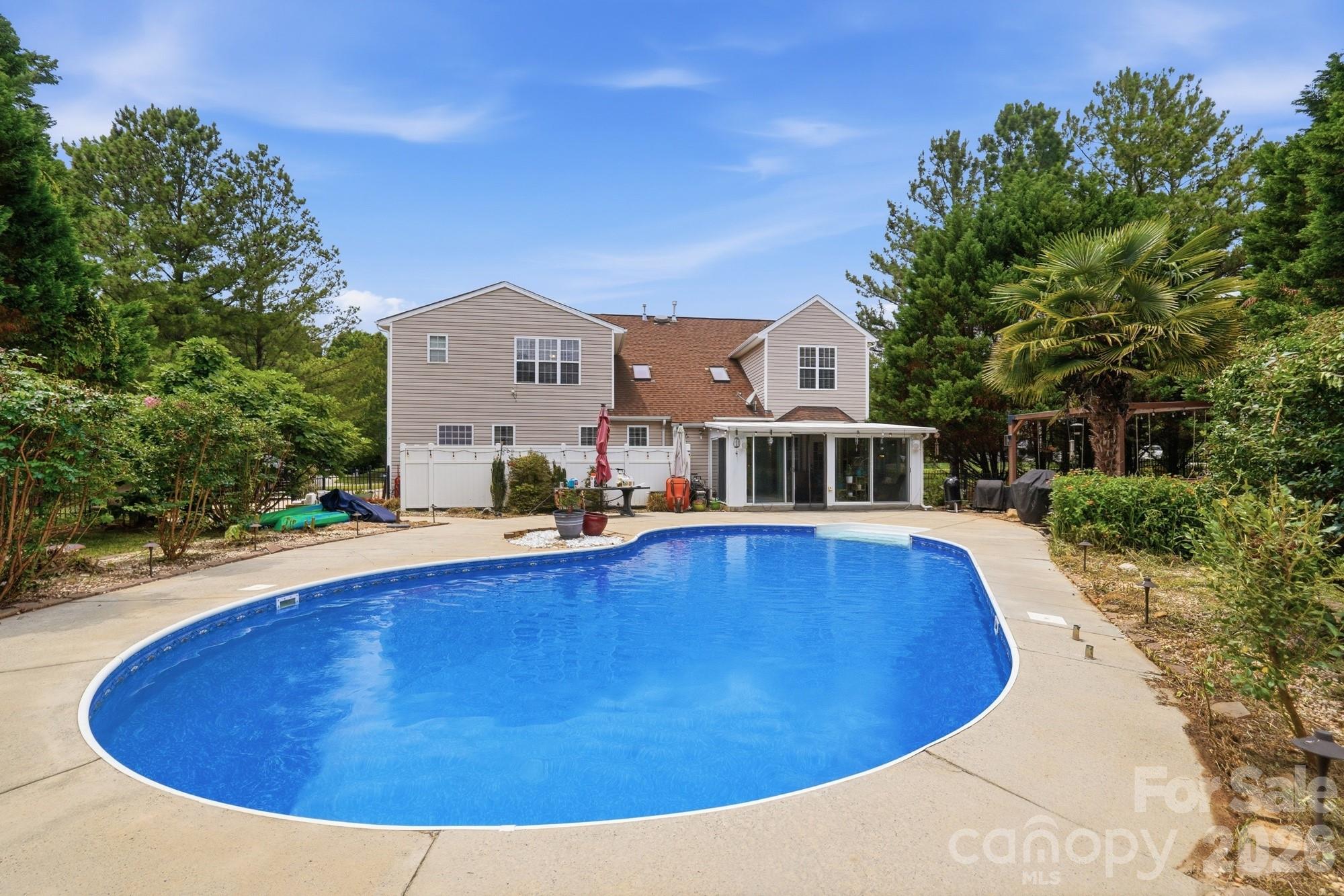 New Towne Village - Residential