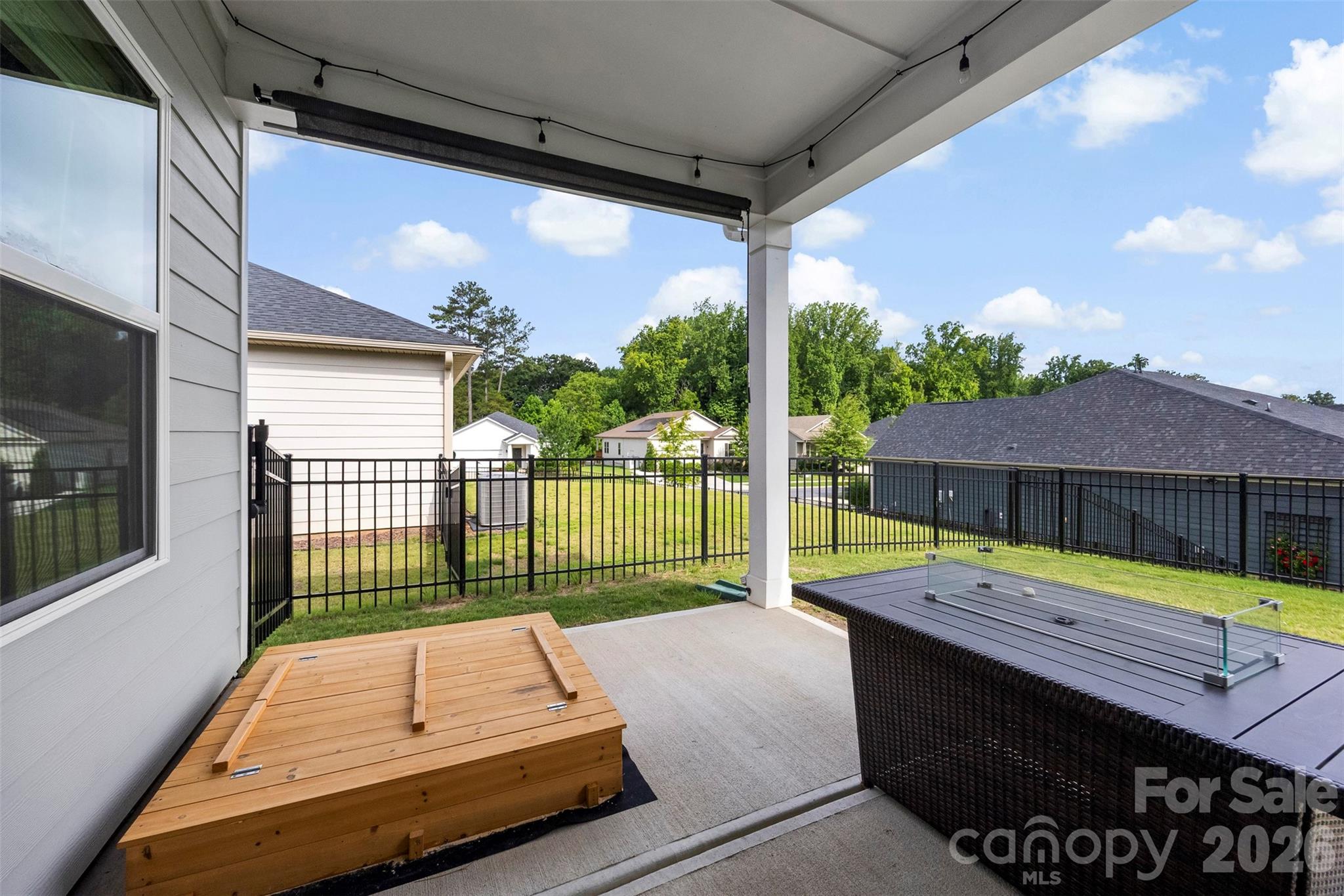 Solena at The Vineyards - Residential