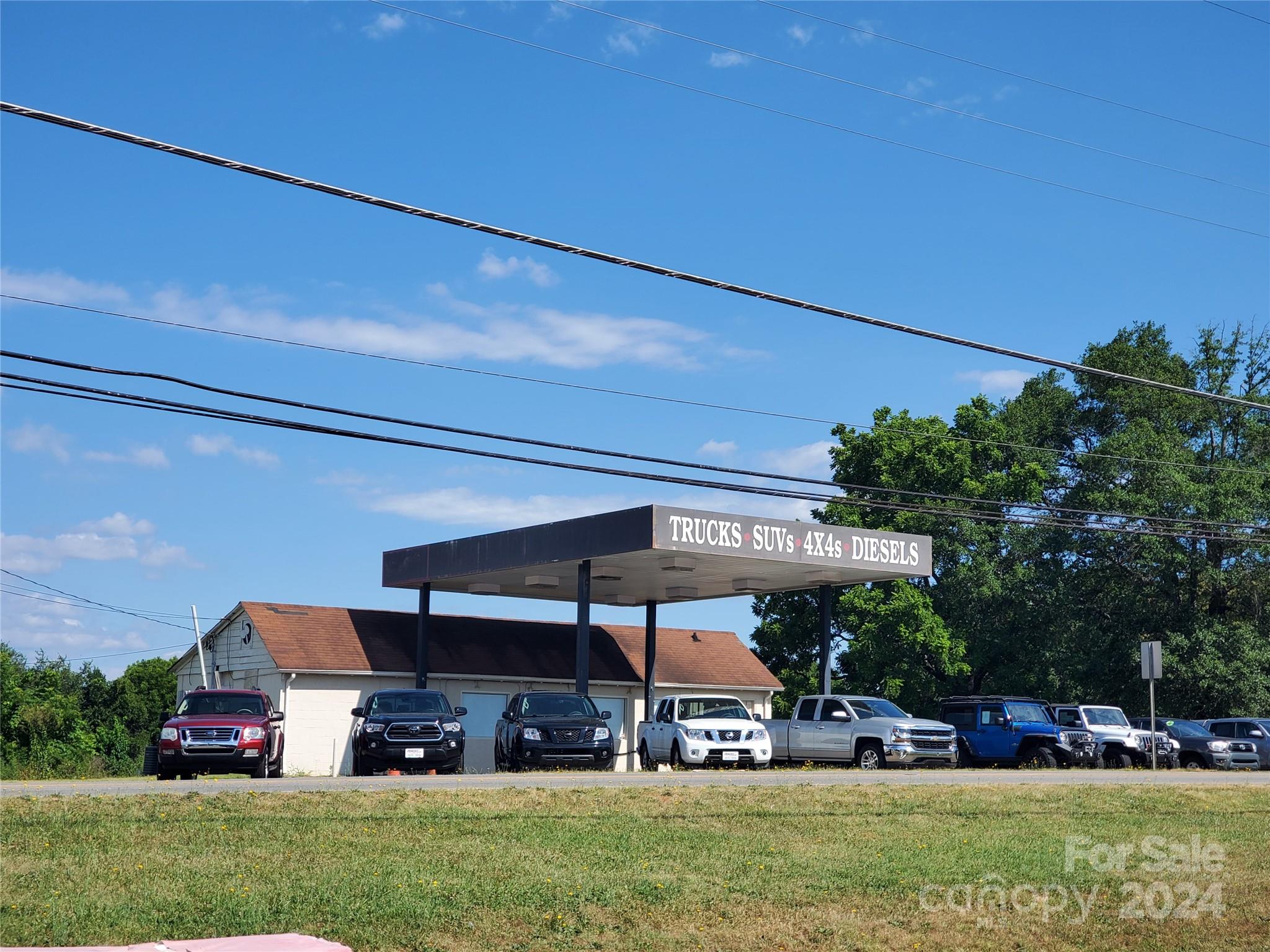 Prime acreage with over 450' feet of road frontage located on a main thoroughfare , (U.S. Hwy 21N.) in Statesville's largest expanding retail area. Subject property is zoned H-B and suitable for large retail shopping, grocery, restaurant, entertainment and more. Utilities available, adequate topography, and drainage. All improvements and personal property are being sold as-is with no value. Subject property is strategically located on Hwy. 21 N. (Turnersburg Hwy.) in the rapid growth pattern between I-77/1-40 Interchange, approximately 1 mile south of I-77 at exit #54, and approximately 2 miles north of I-40 at exit #151. D.O.T. will allow two 50' curb cuts for this property.