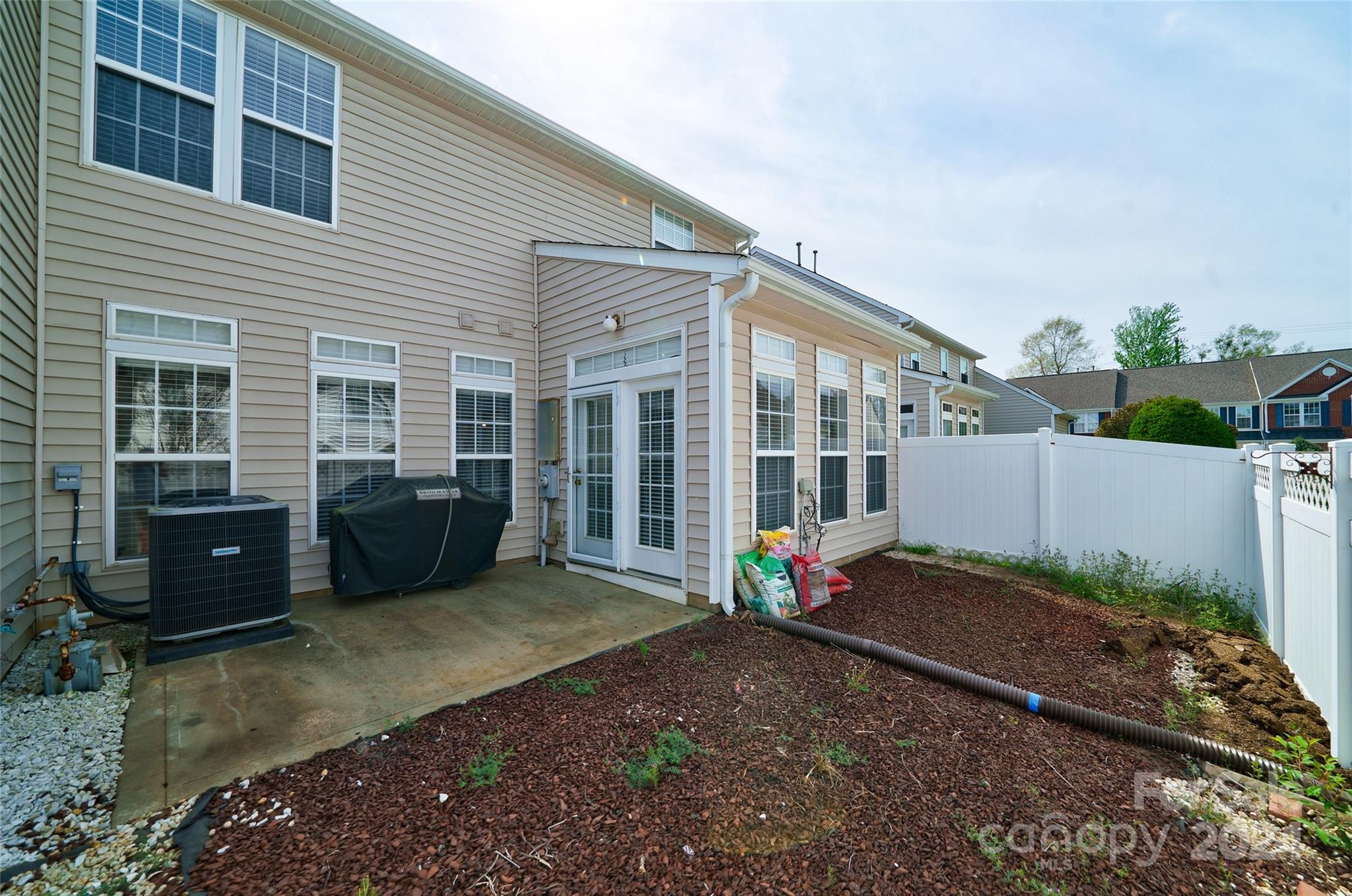 Autumn Cove At Lake Wylie - Residential