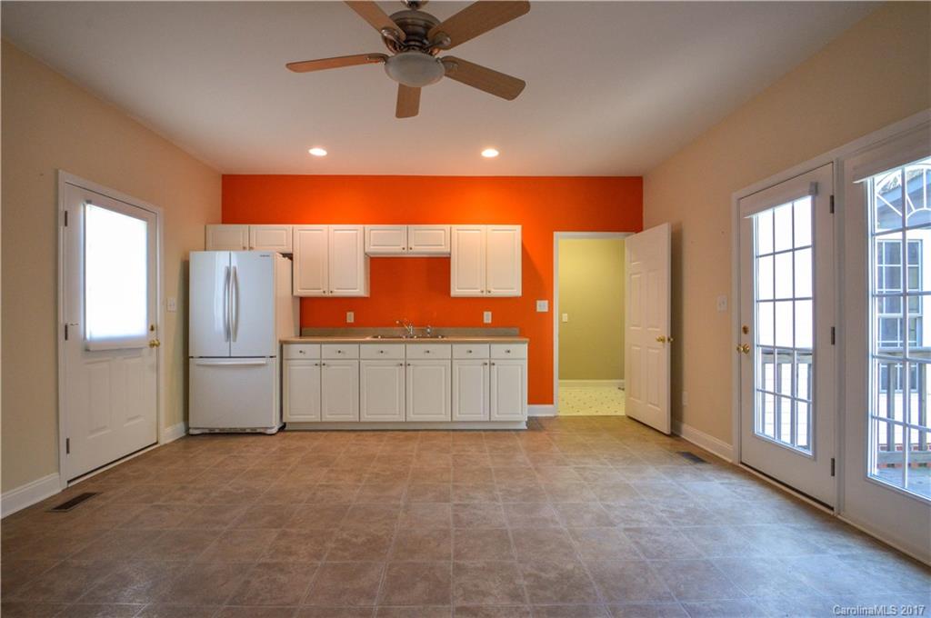 Derby Downs - Residential