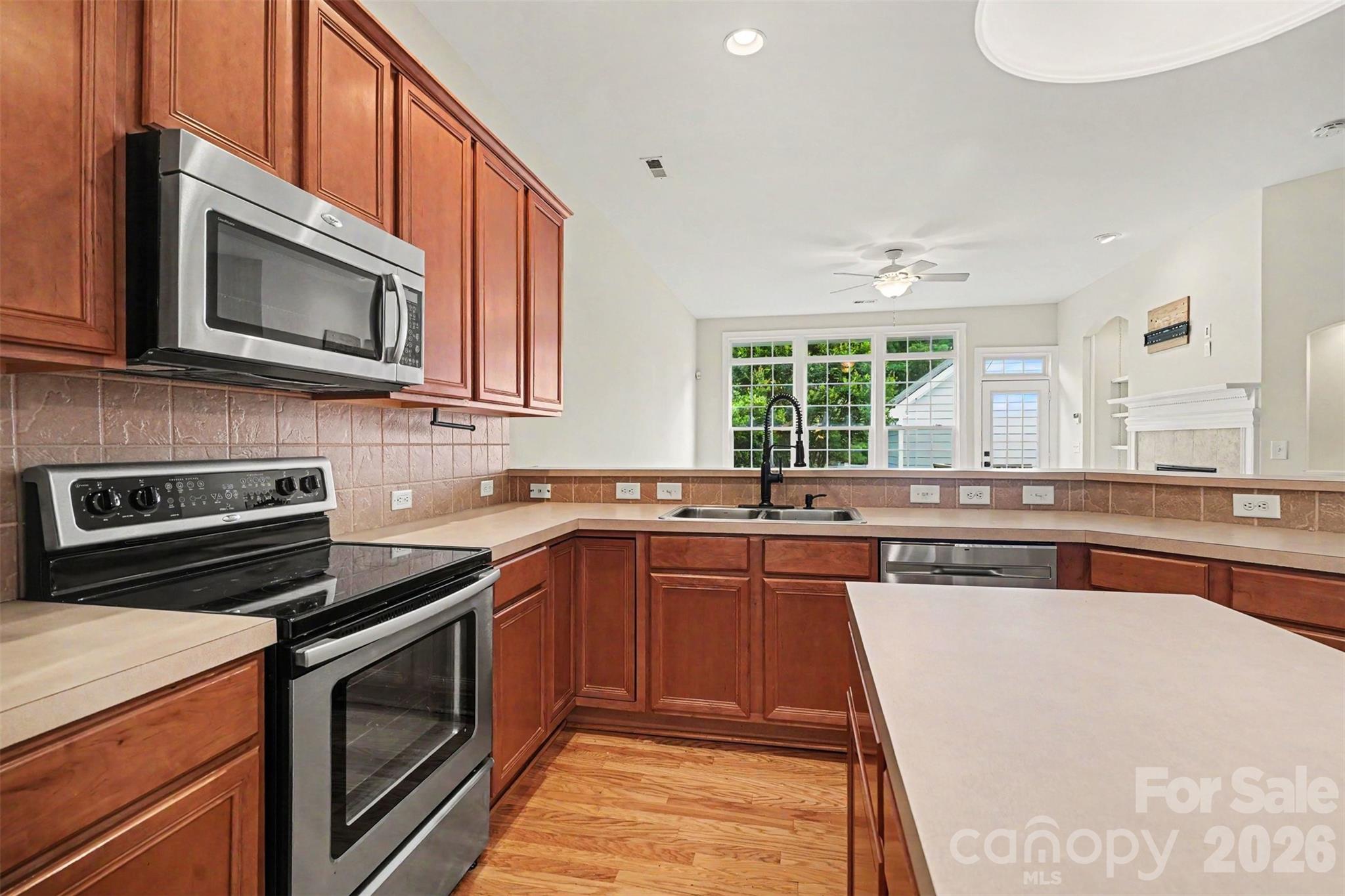 Chestnut Oaks - Residential