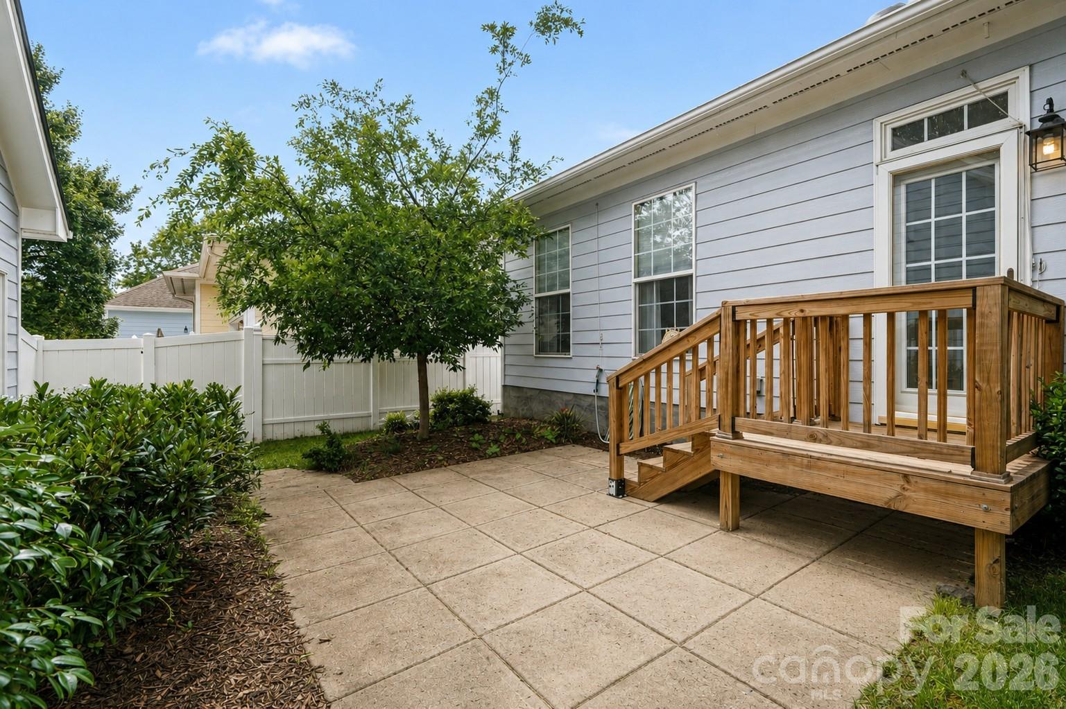 Chestnut Oaks - Residential
