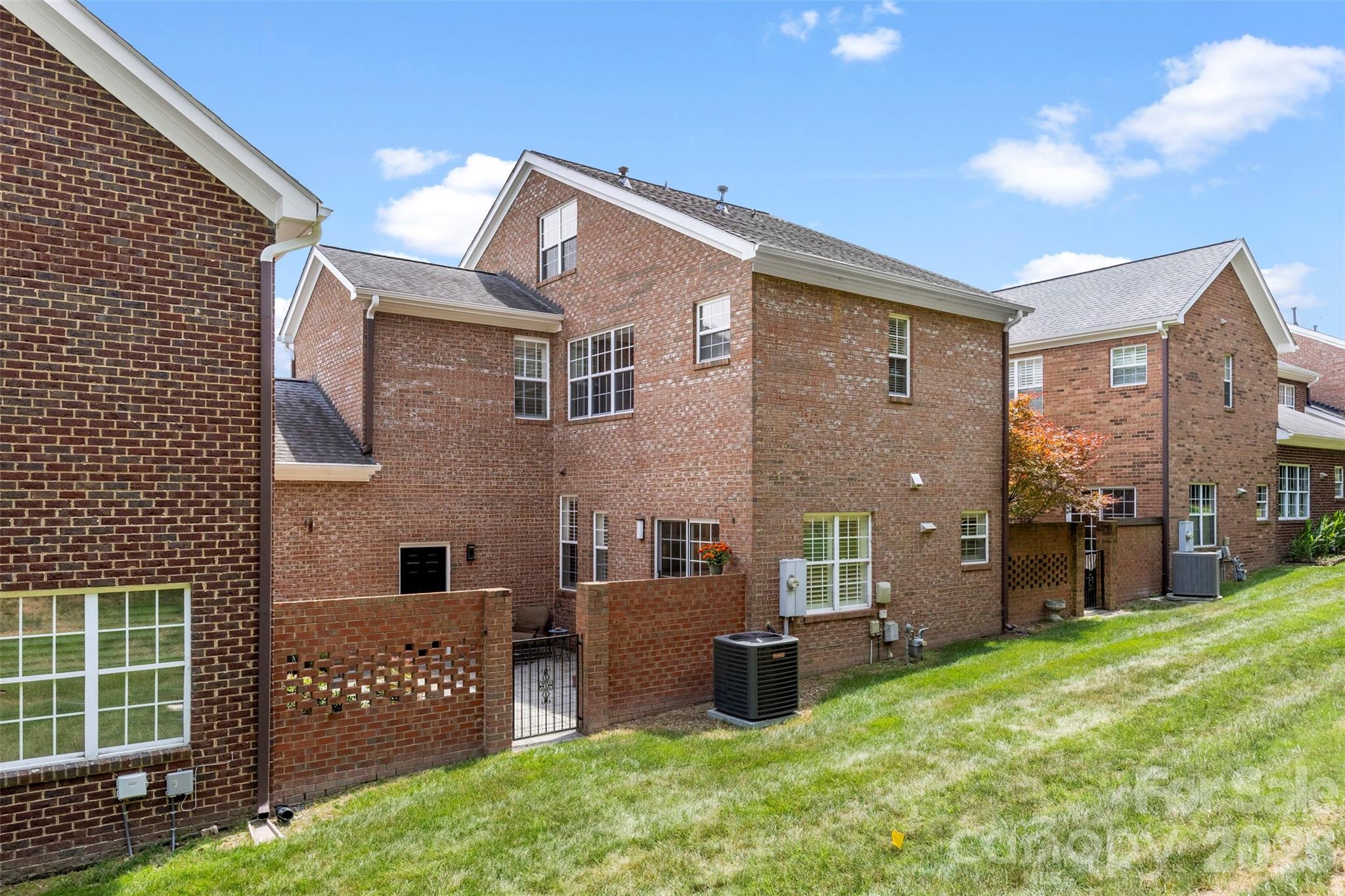 Bonnie Briar - Residential