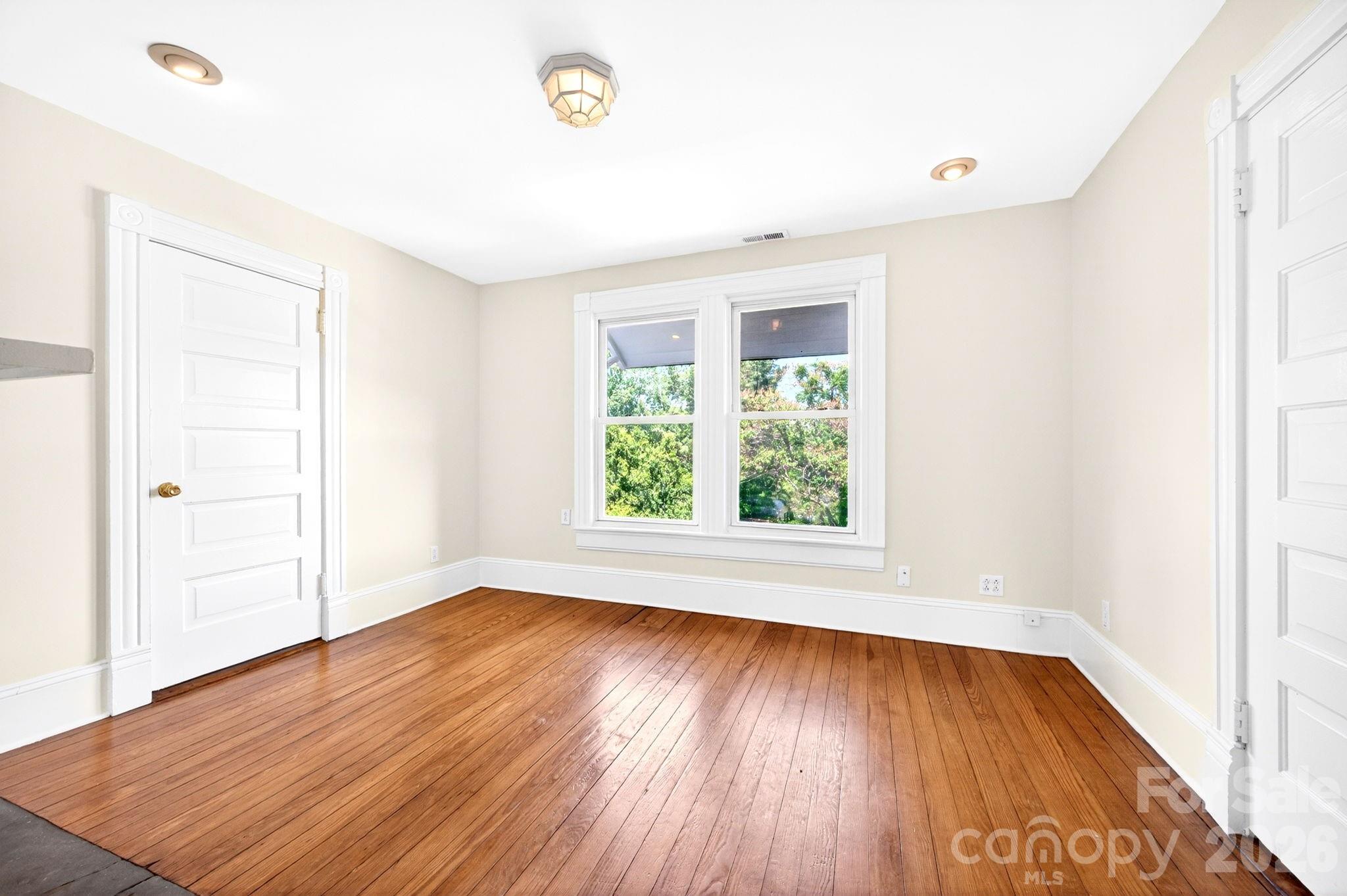 Lincoln Park - Residential