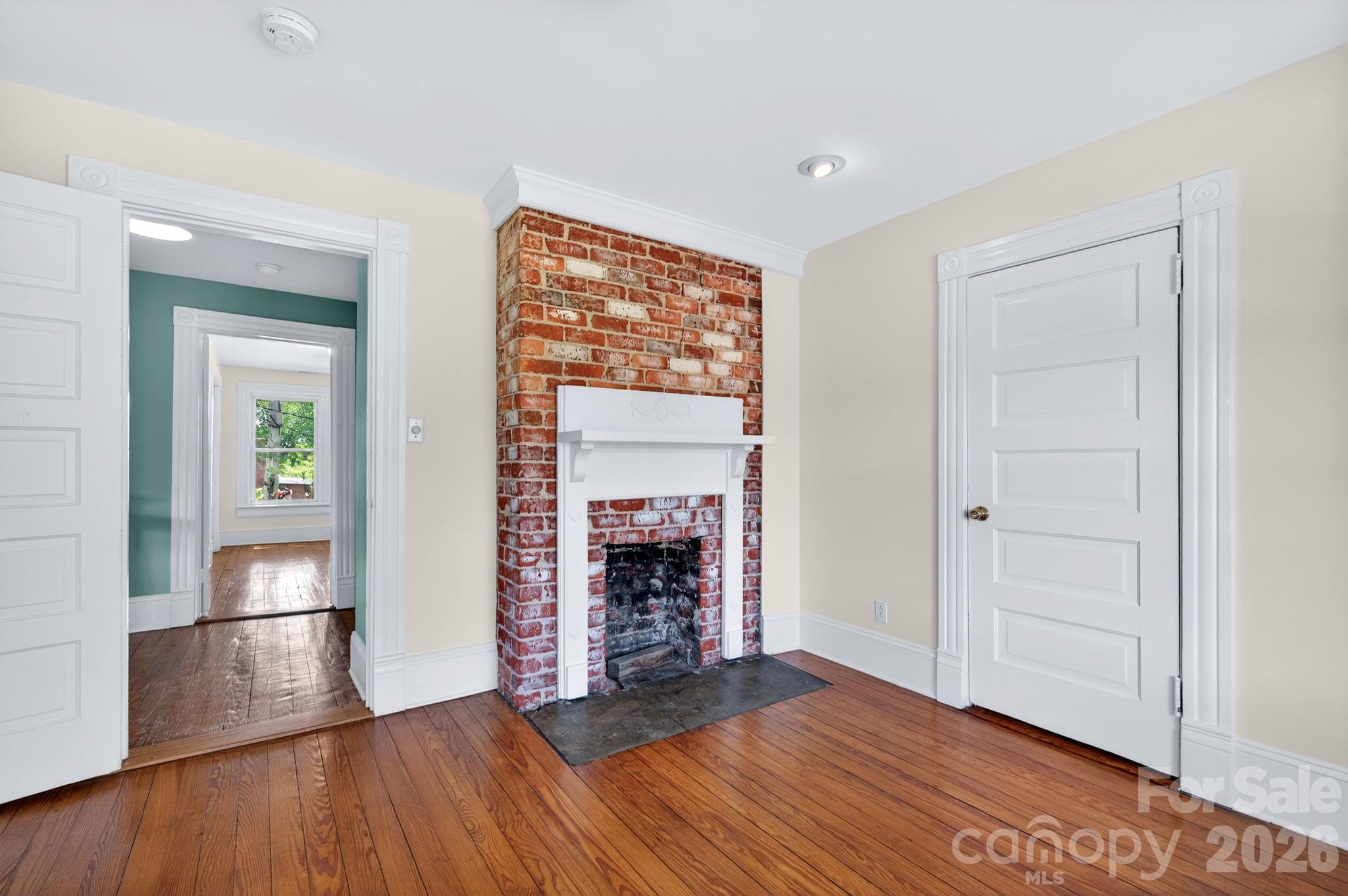 Lincoln Park - Residential