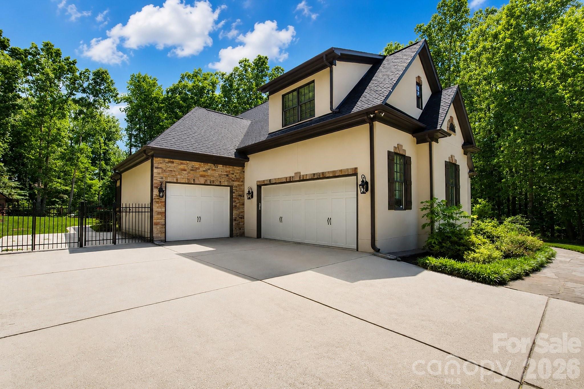 Red Oak Estates - Residential