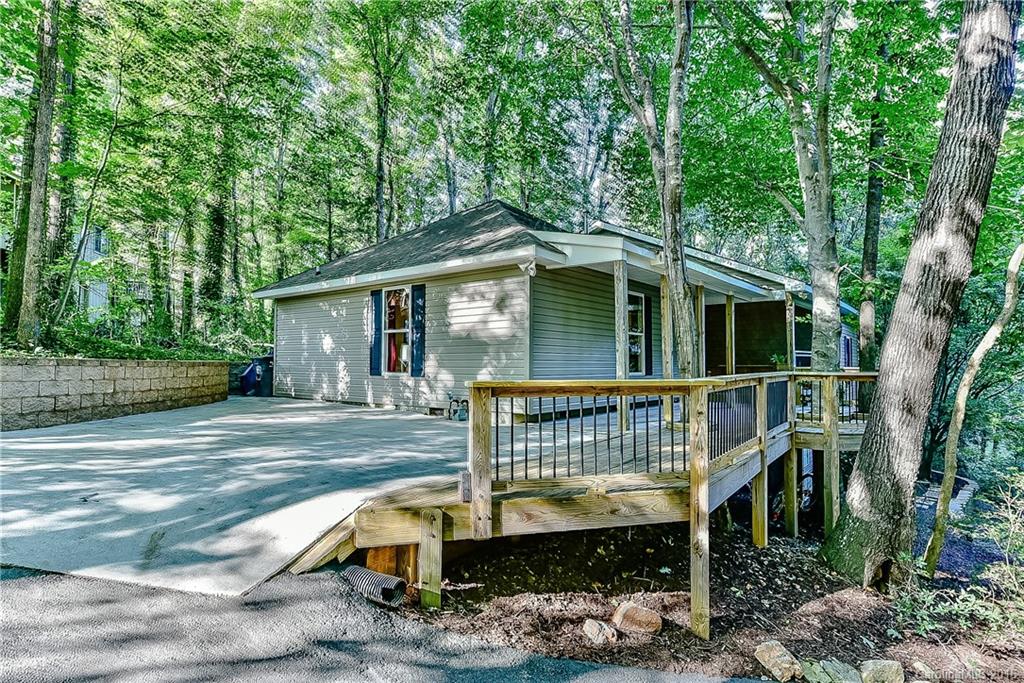 Tega Cay - Residential