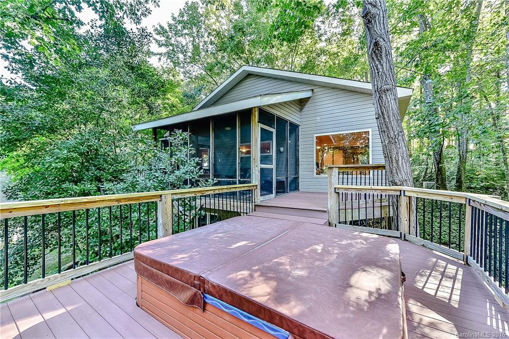 Tega Cay - Residential