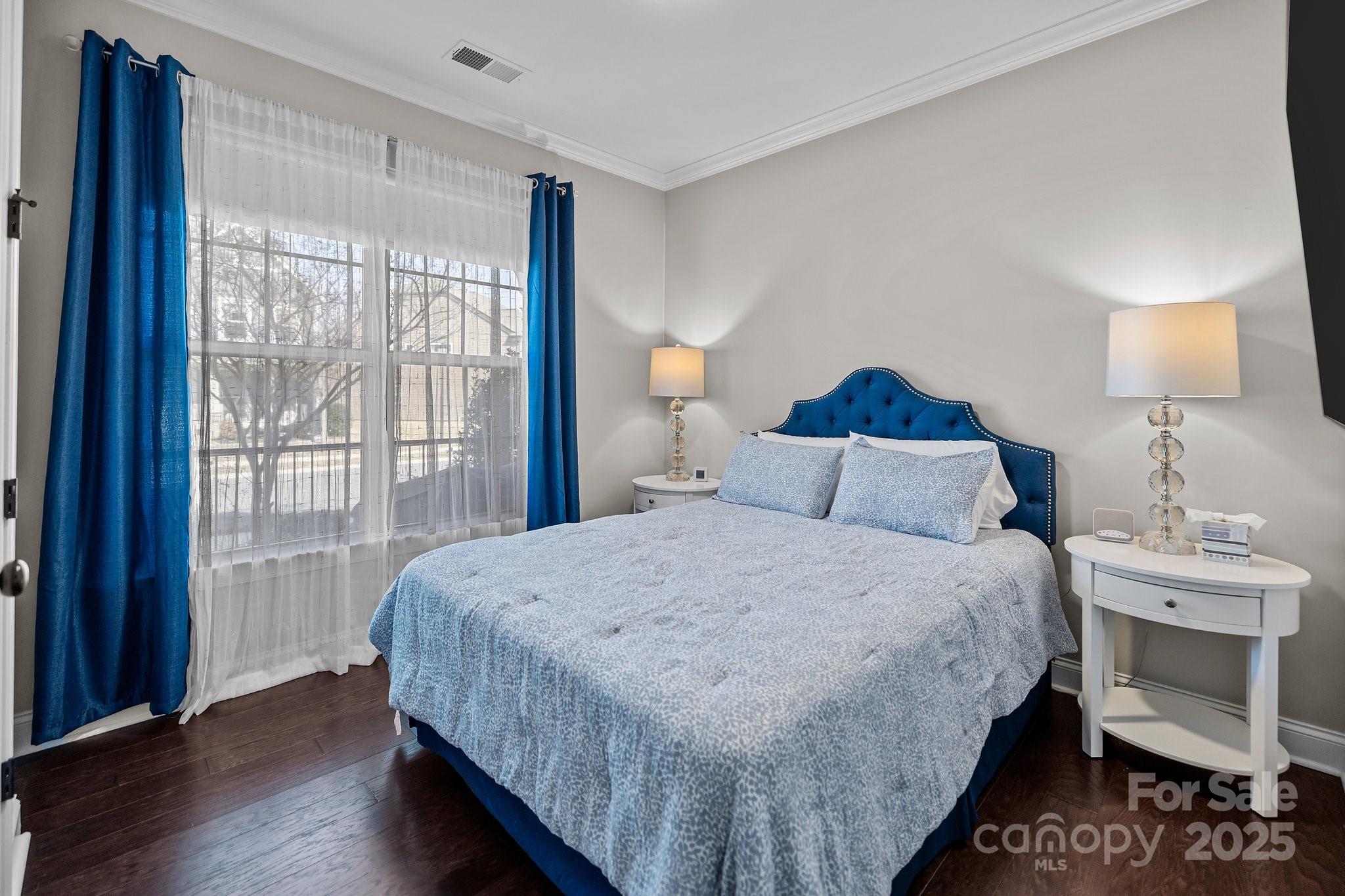 Oakland Pointe - Residential