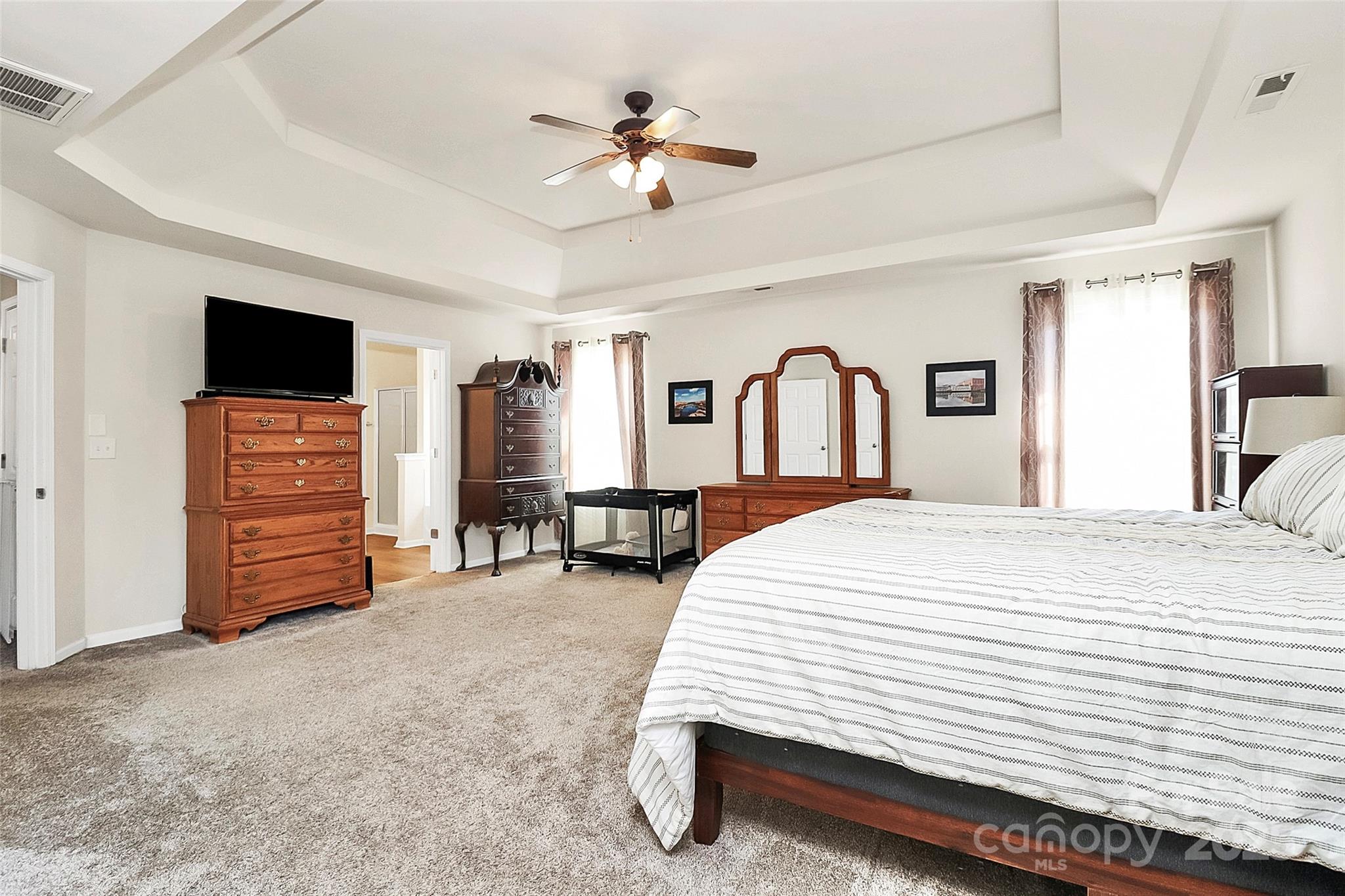 Sandy Pointe - Residential