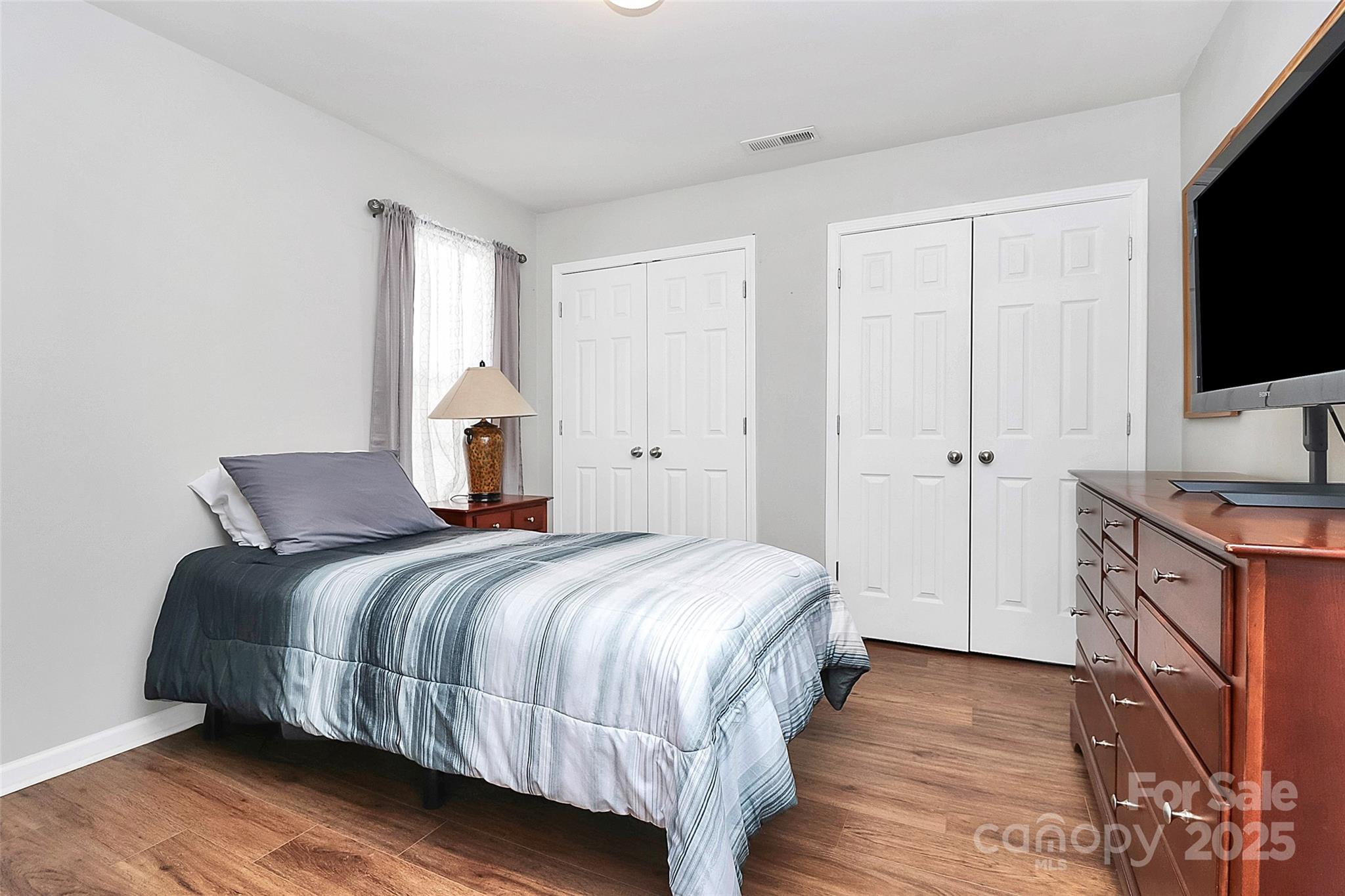 Sandy Pointe - Residential