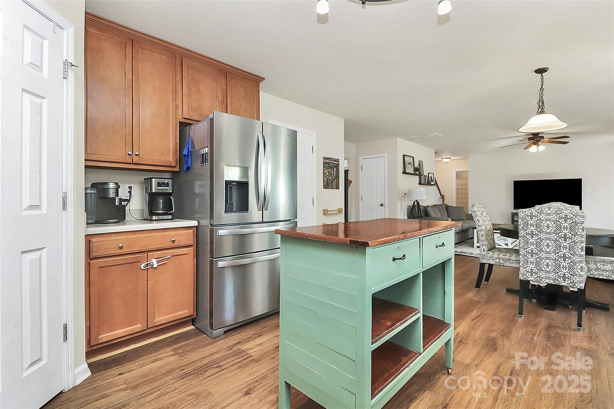 Sandy Pointe - Residential
