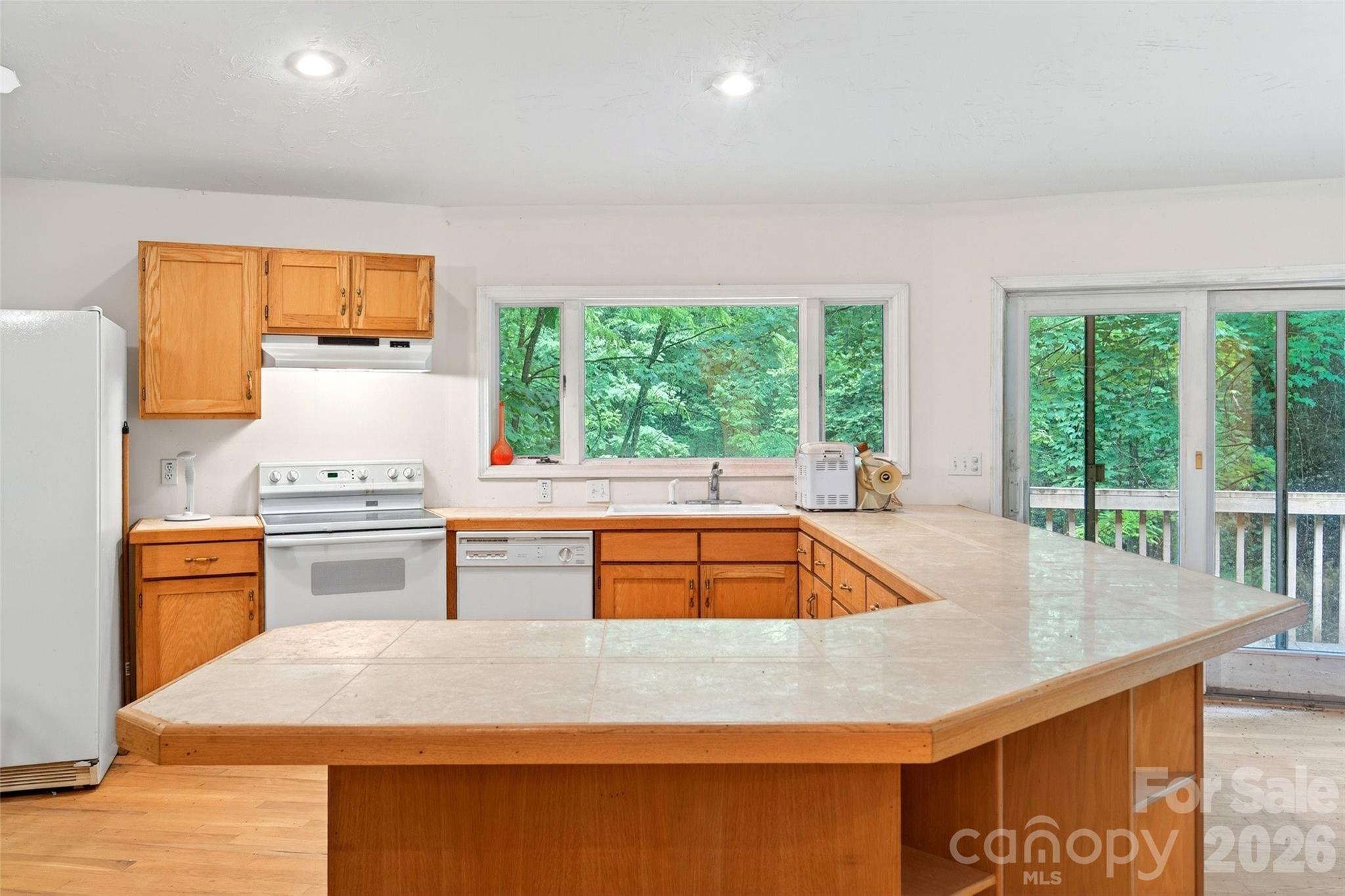Gateway Mountain - Residential