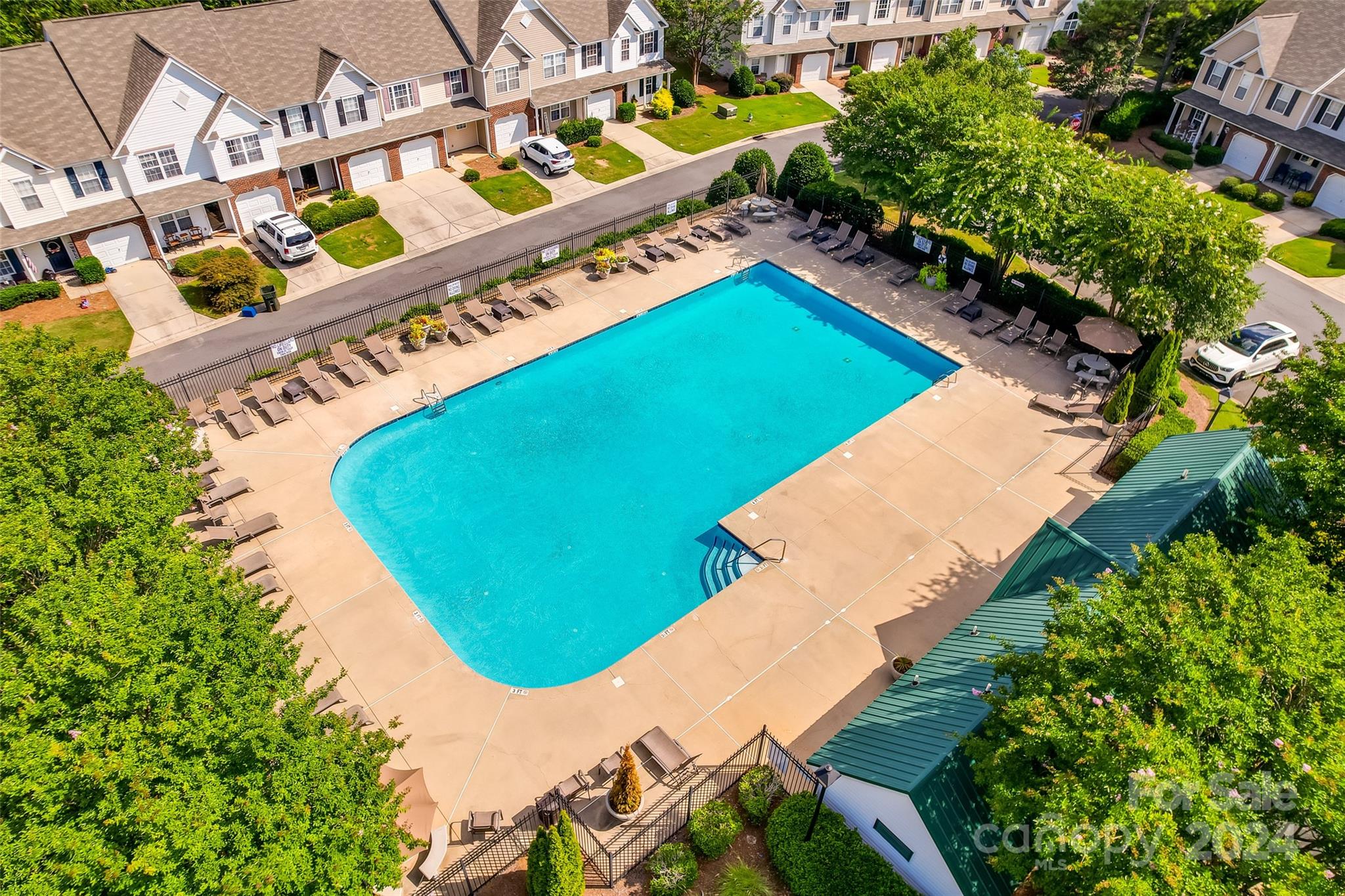 Lexington Commons - Residential