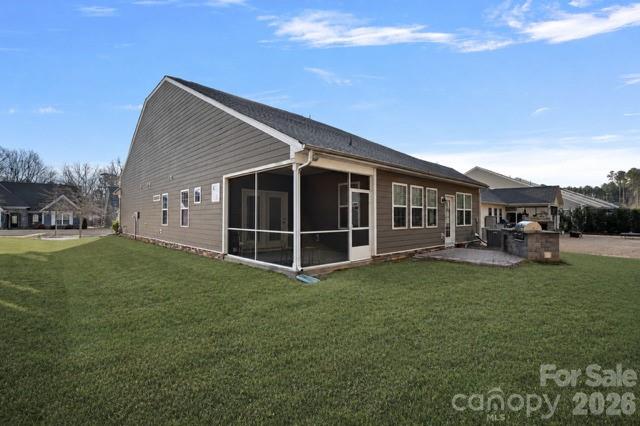 Imagery On Mtn Island - Residential