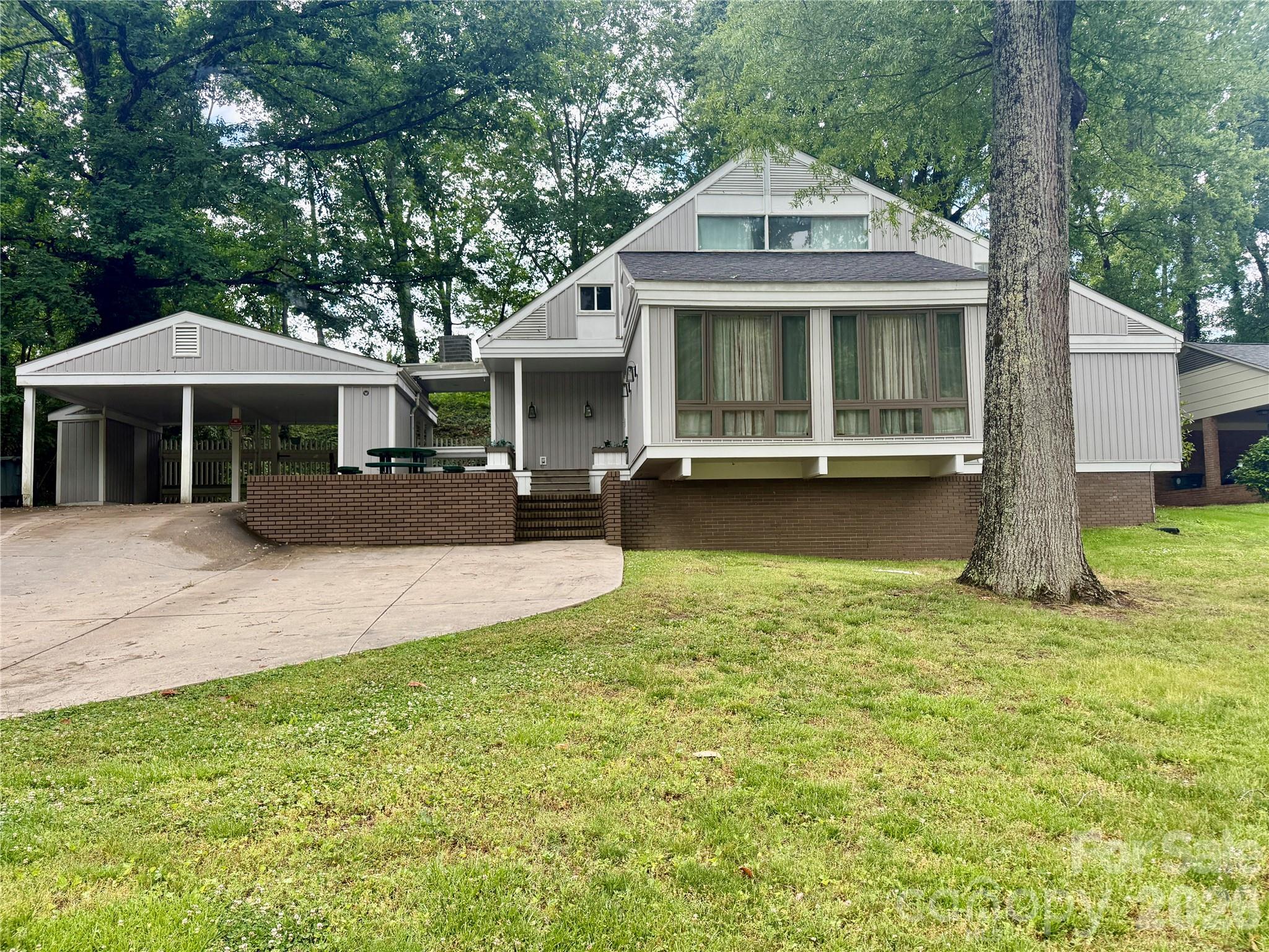 Welcome to this beautiful home in the heart of the city of Salisbury. No HOA, 4 spacious bedrooms, 3 full bath, bonus room and an office. Partially finished Basement with a lot of space for growth... Screened in porch.  Outdoor storage unit, carport and a driveway that can park many cars.  Gorgeous kitchen and a dining area with a welcoming atmosphere. Beautiful bay windows that allows natural lighting making every corner bright. Great opportunity for investors who are looking to grow their rental portfolio.   Come see this home and make it your own. Agents please review remarks.