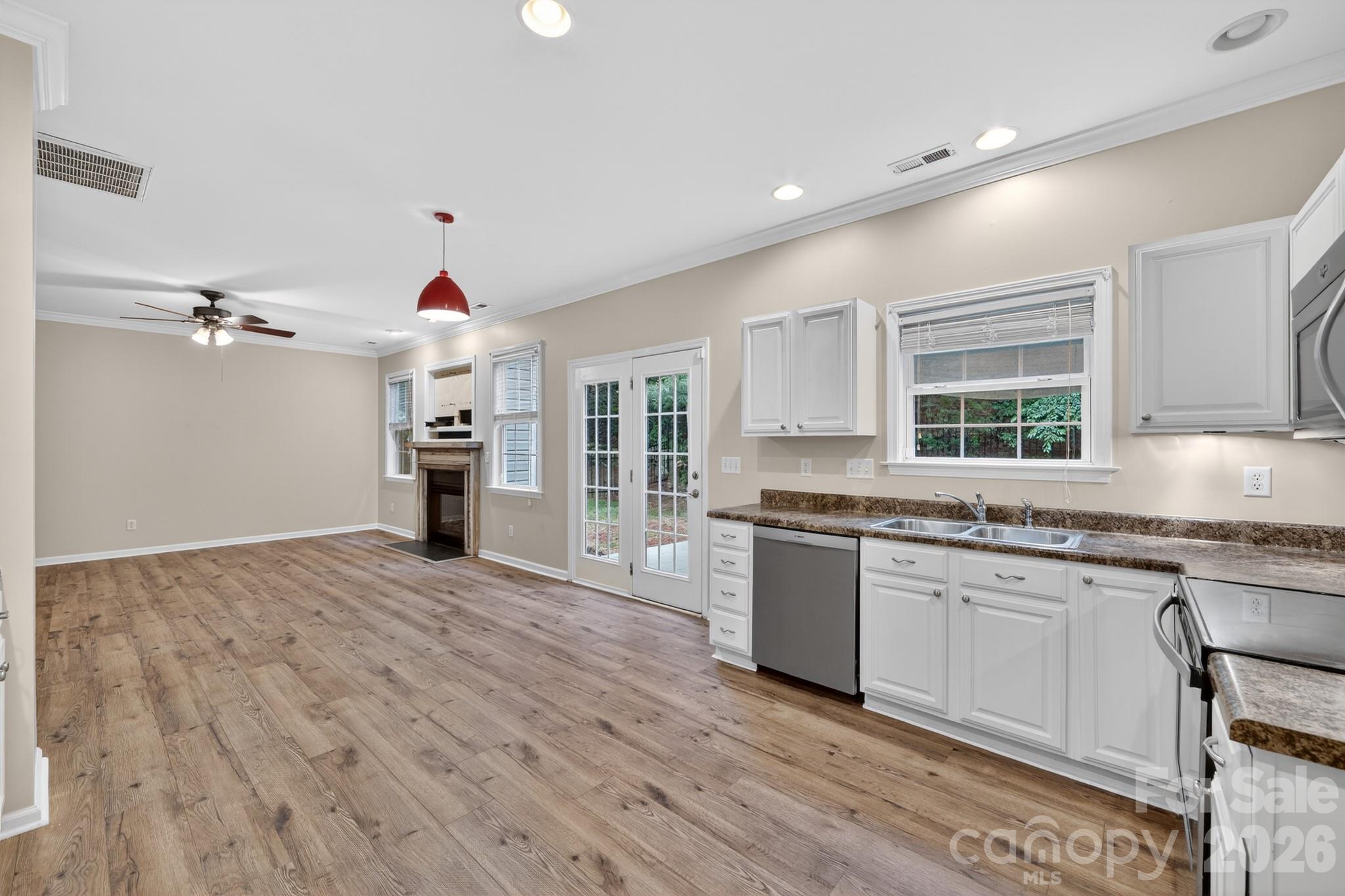 River Walk - Residential