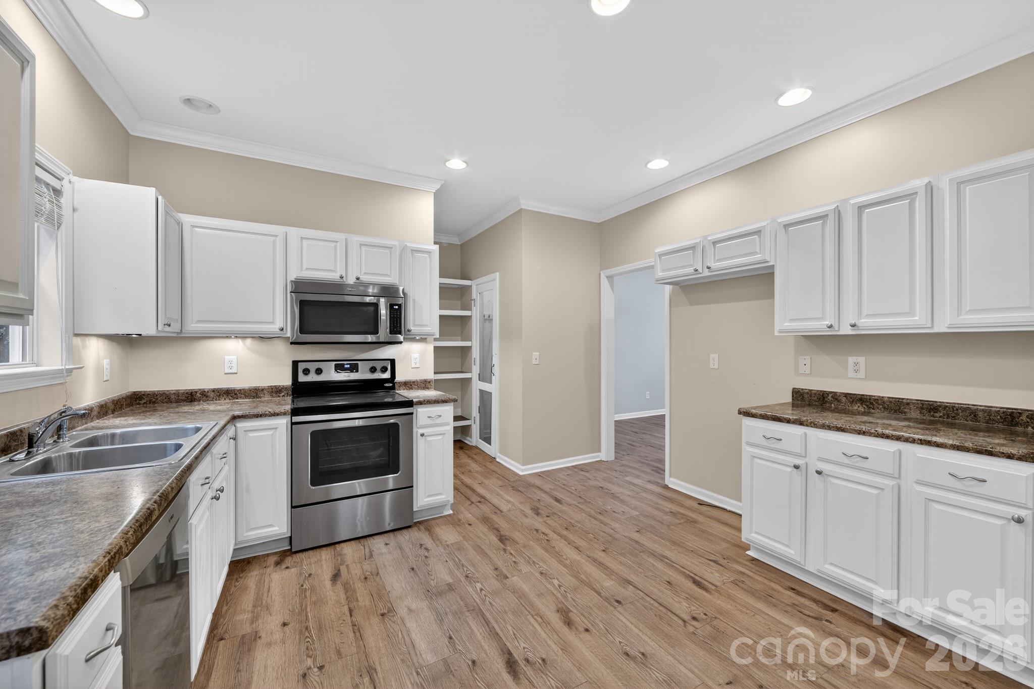 River Walk - Residential