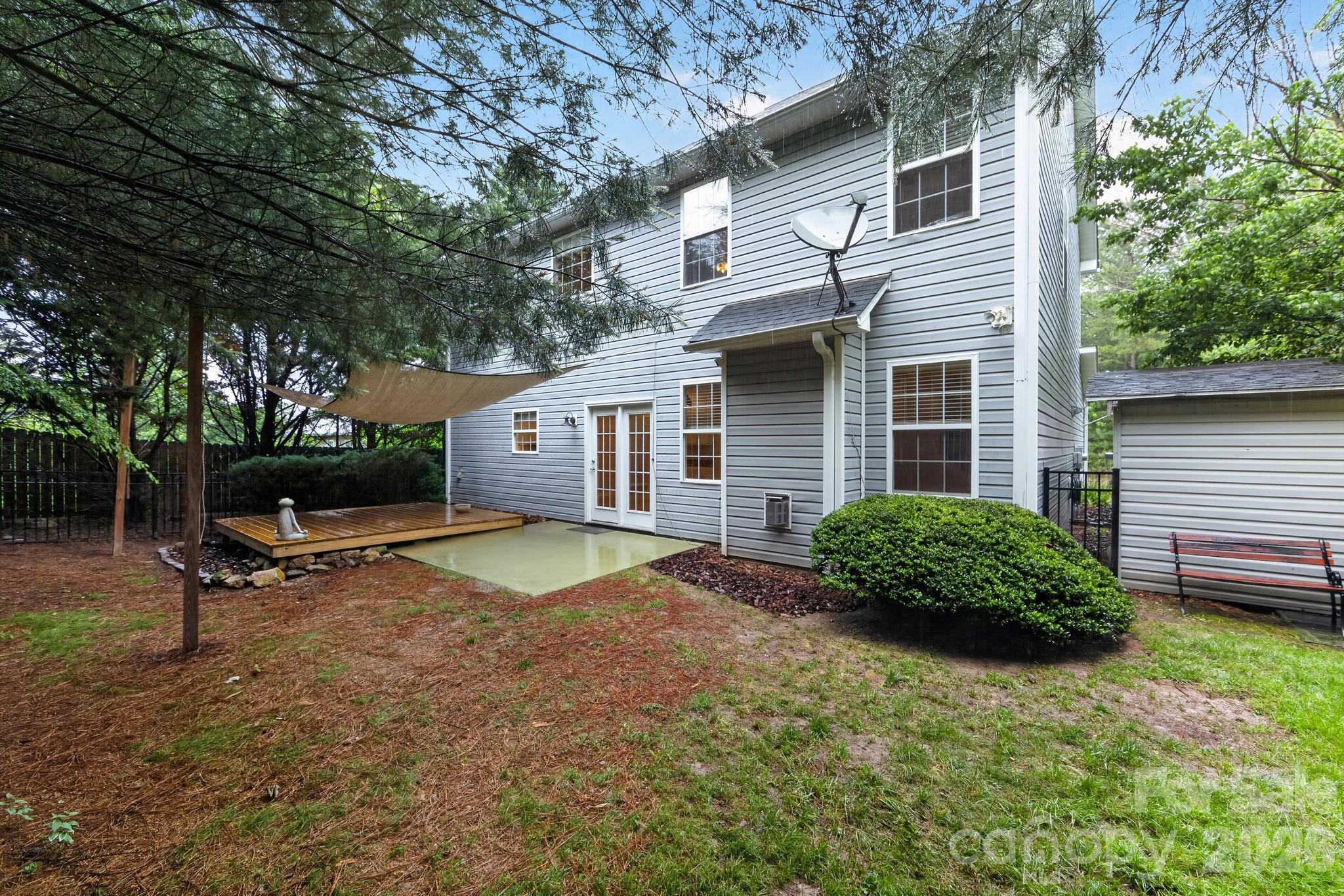 River Walk - Residential