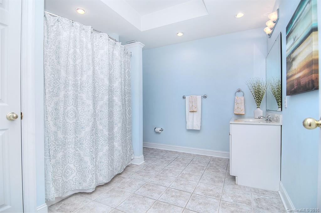 Tega Cay - Residential