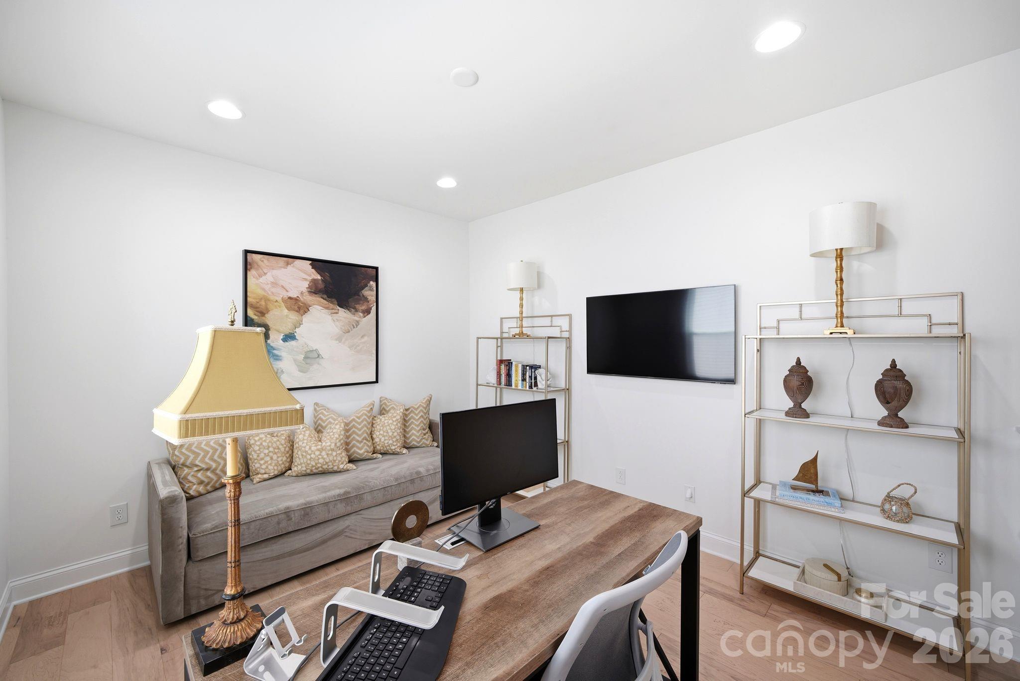 Emery Woods - Residential