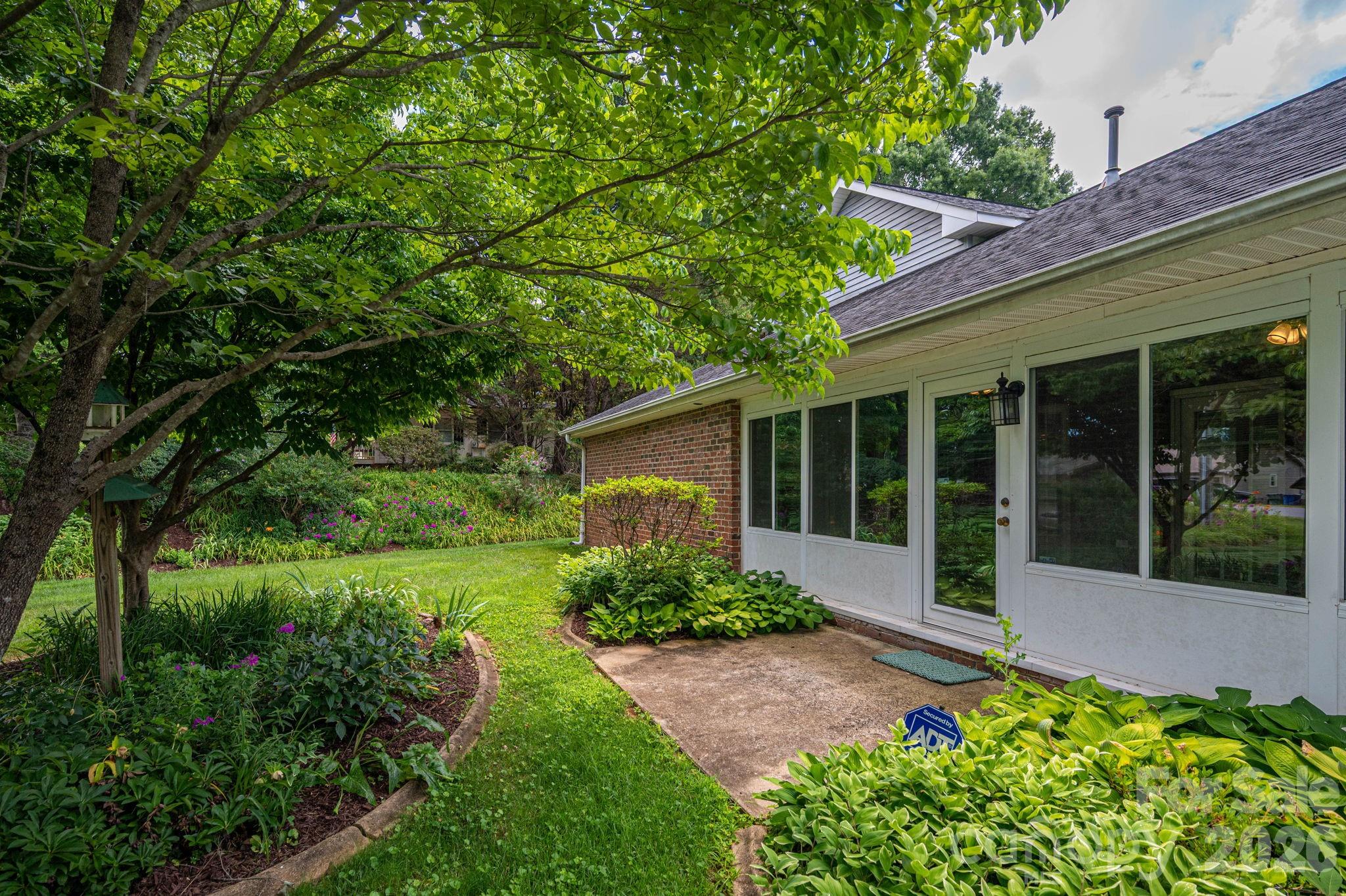 Forest Meadows - Residential