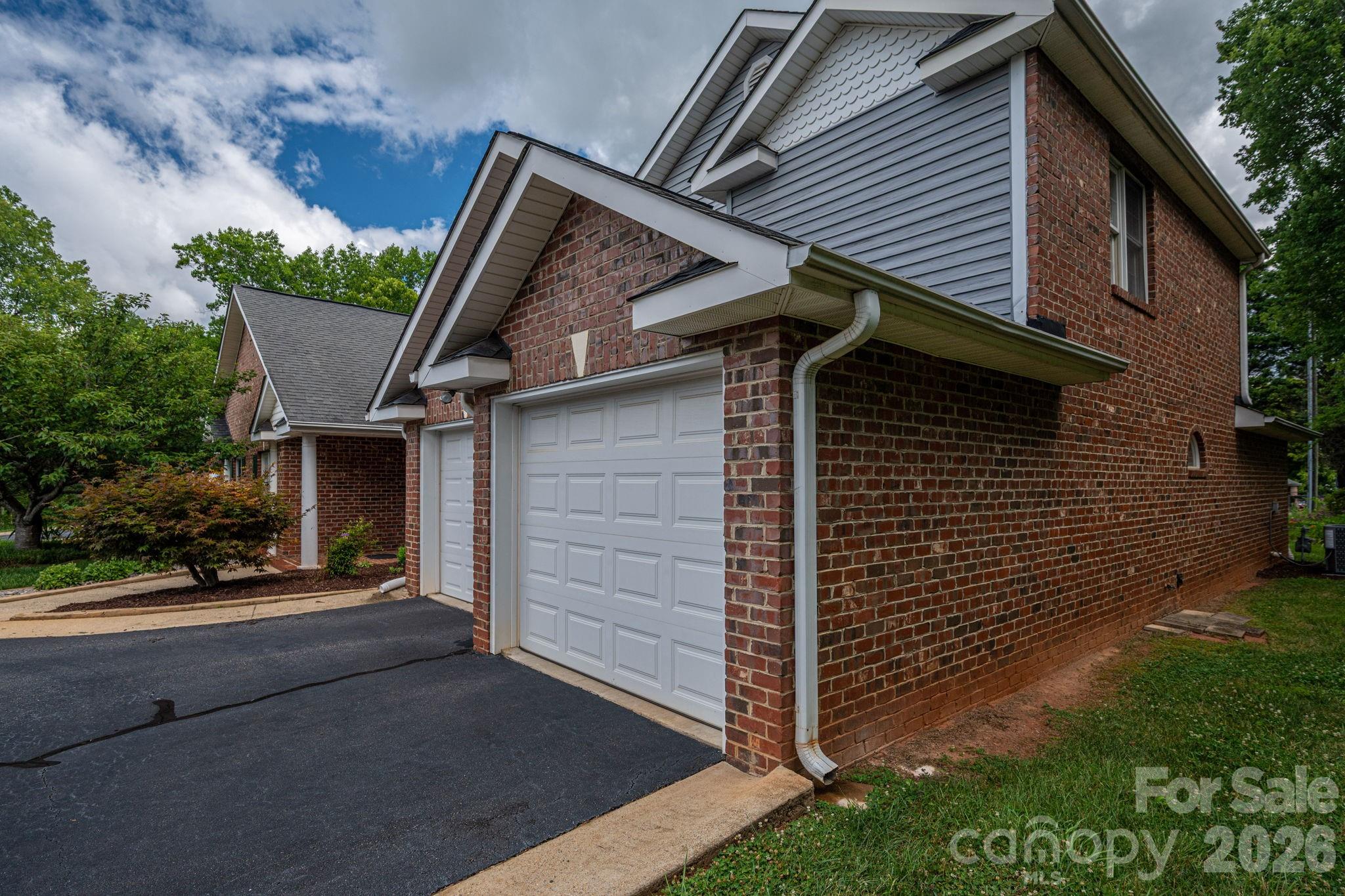 Forest Meadows - Residential