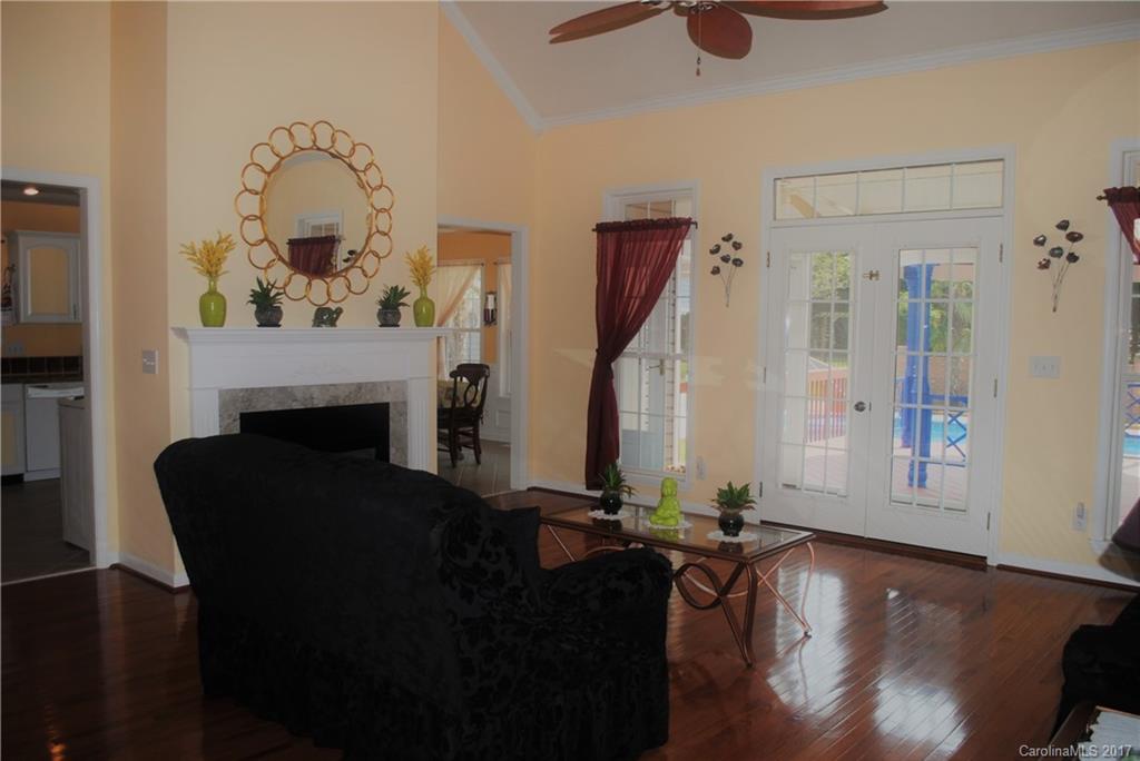 Stonebridge Crossing - Residential