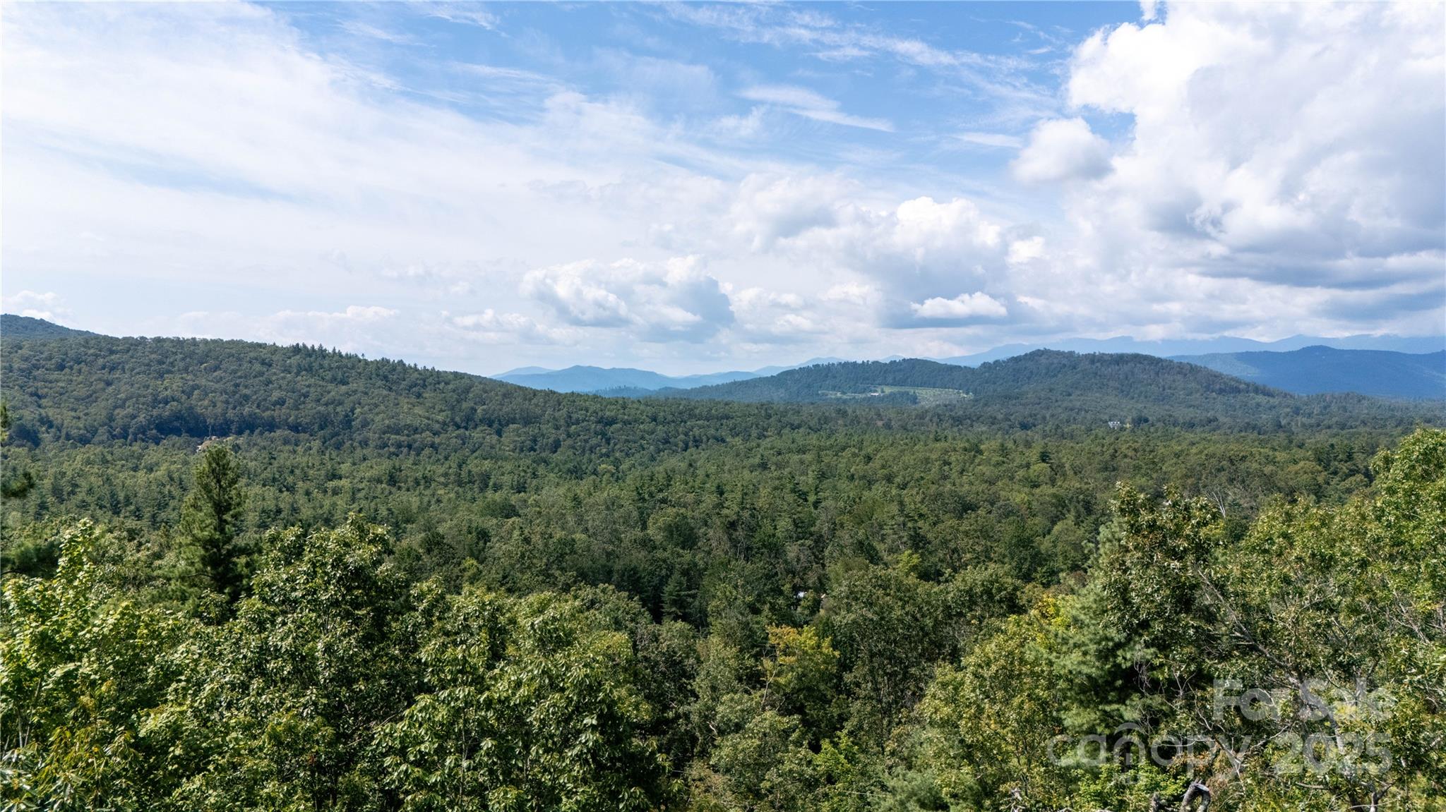 Highland Falls - Land