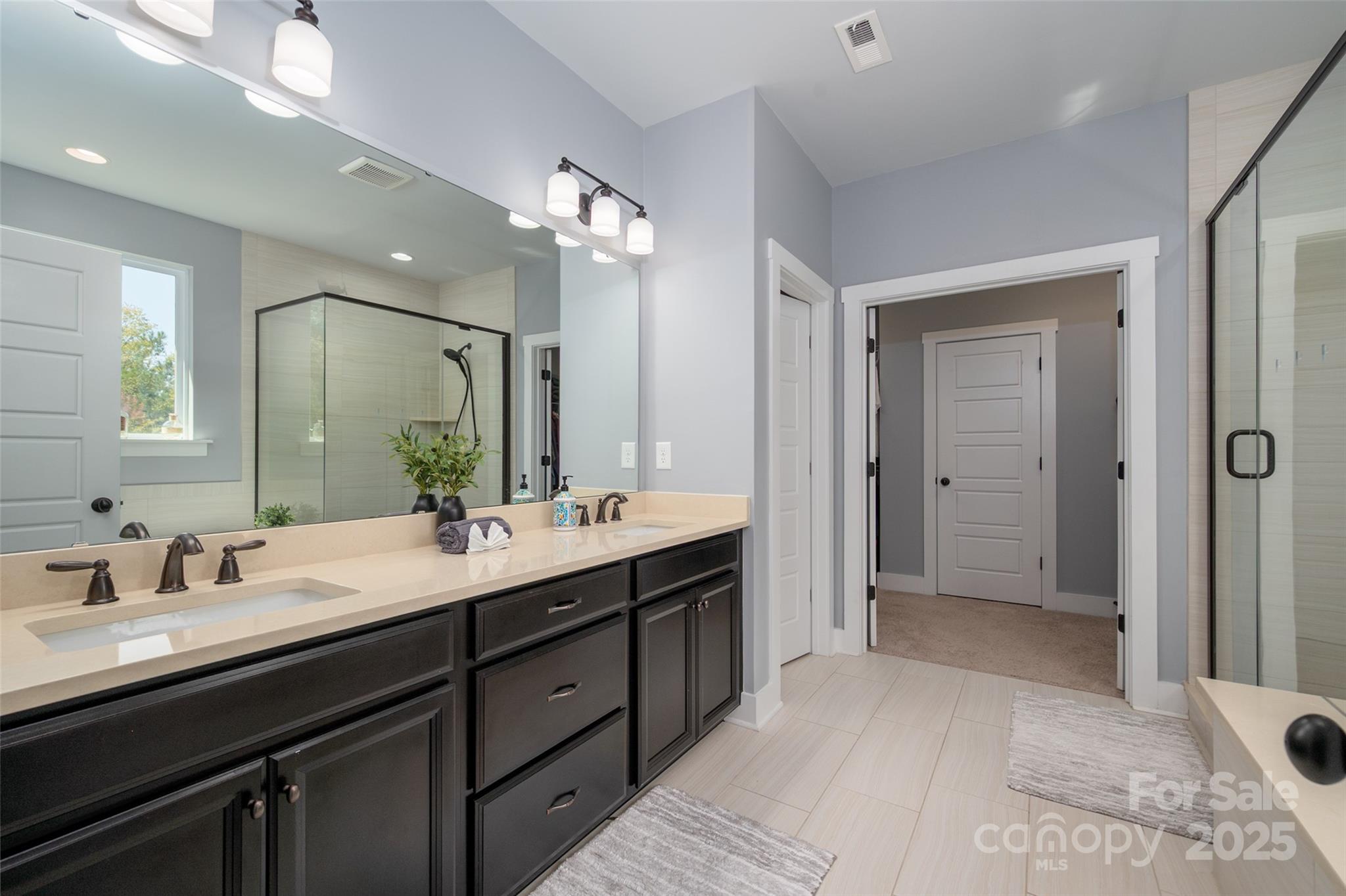Paddlers Cove - Residential