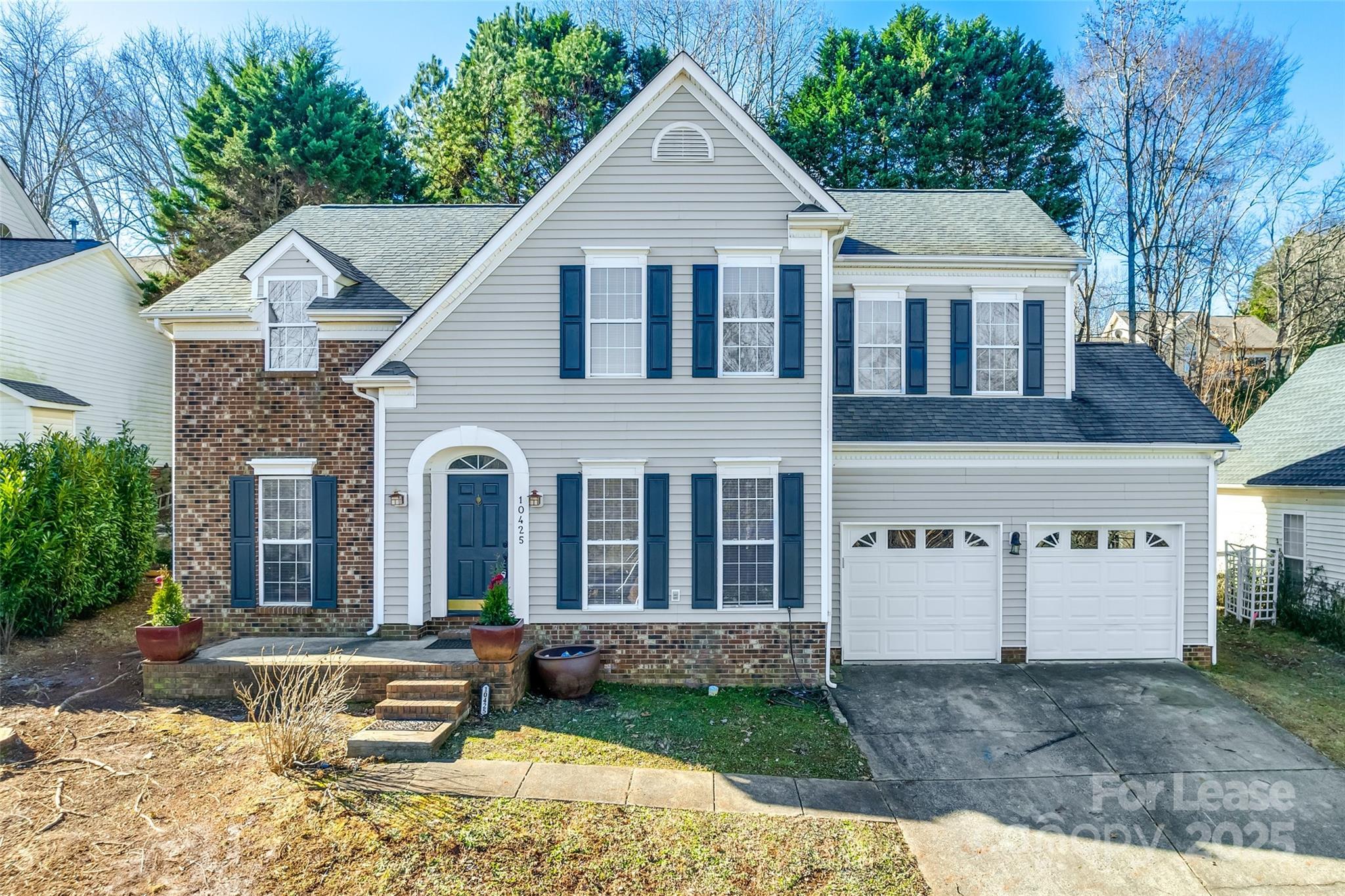 This home isn’t just a place to live—it's a lifestyle. If you're looking for a spacious, well-equipped home overlooking the lake in a tranquil waterfront community, don't miss out on this opportunity. Spacious 3-Bedroom, 2.5 bath home with office and additional bonus room that can be used as a 4th bedroom. Large eat-in kitchen with island, stainless steel appliances, and lots of storage and counter space. Walk-in closet in the main bedroom with garden soaking tub and dual sinks. Gorgeous 2 story great room and formal dining room. Two-tier outdoor trex deck with pergola and private backyard, just a short walk from Lake Wylie!