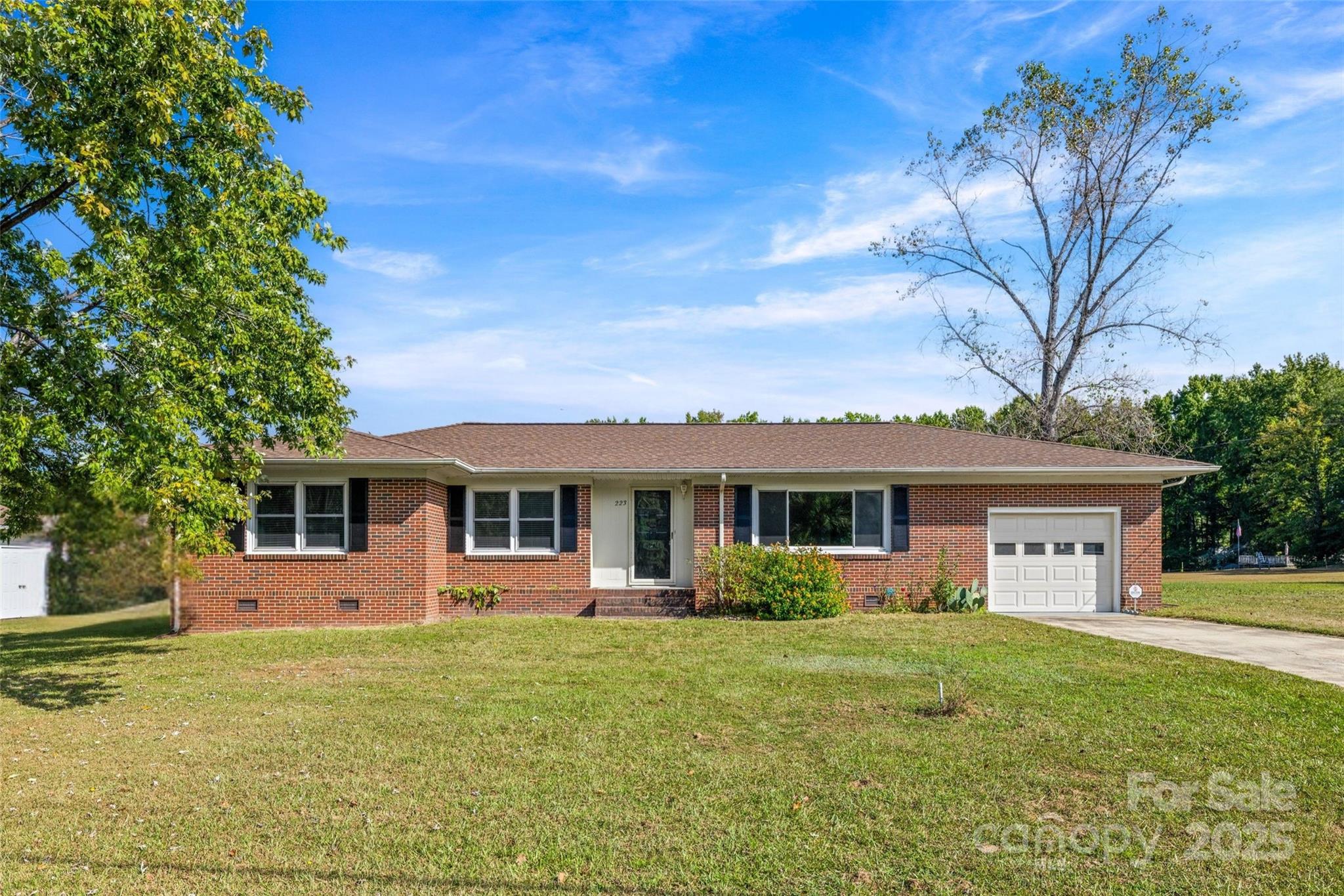 **Seller paying $5,000 toward closing costs!**
Enjoy peaceful country living just minutes from town. This 3-bed, 2-bath home features an easy-flow layout and an updated kitchen great for everyday cooking and weekend gatherings. Step outside to a spacious, fenced backyard with an above-ground pool and hot tub for all year enjoyment. An attached 1-car garage adds convenience, and the workshop offers space for projects, storage, or hobbies. With room to roam and plenty of potential to personalize, this home blends comfort, functionality, and a calm rural setting with quick access to daily needs.