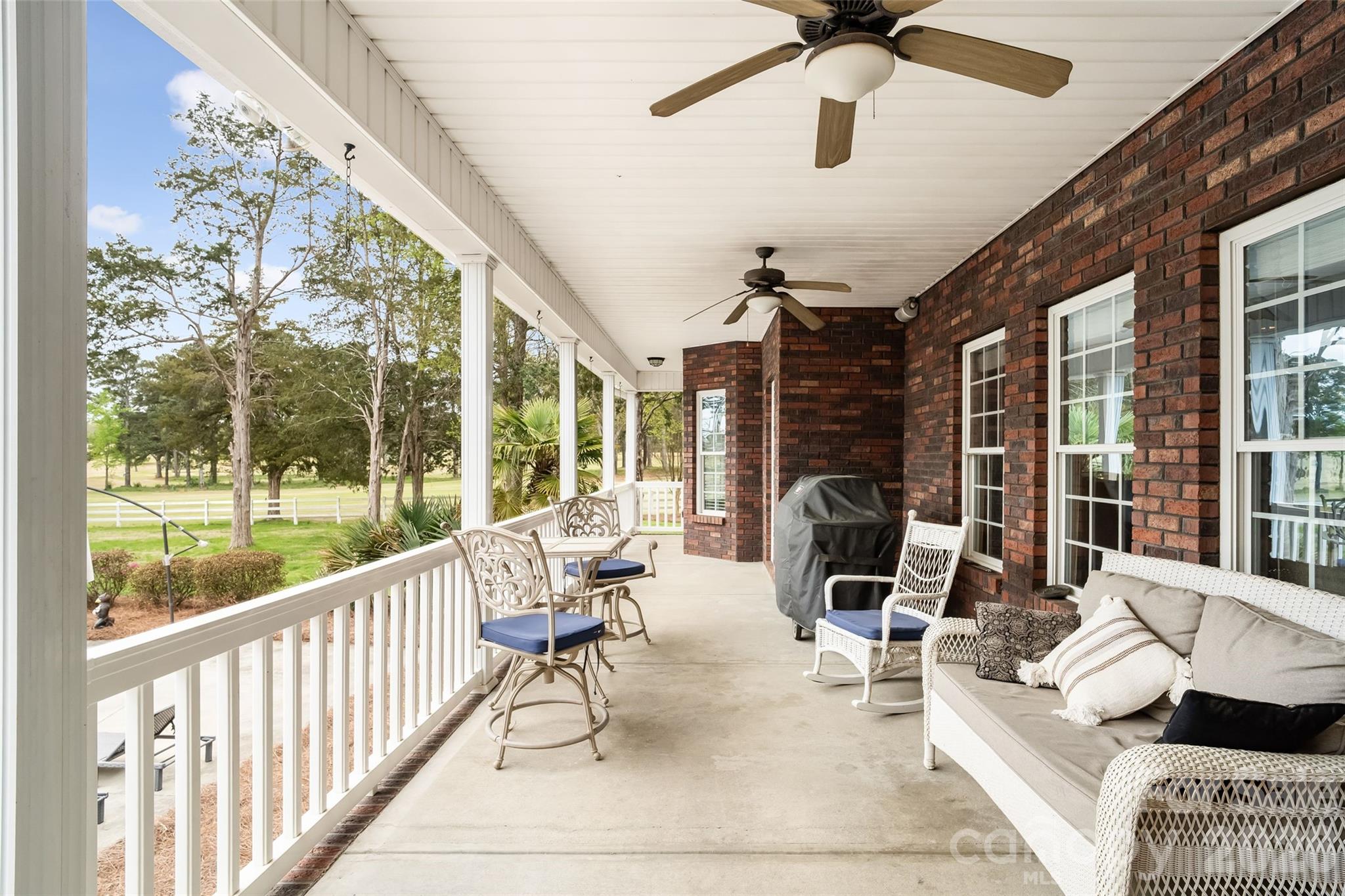 Country Club Estates - Residential