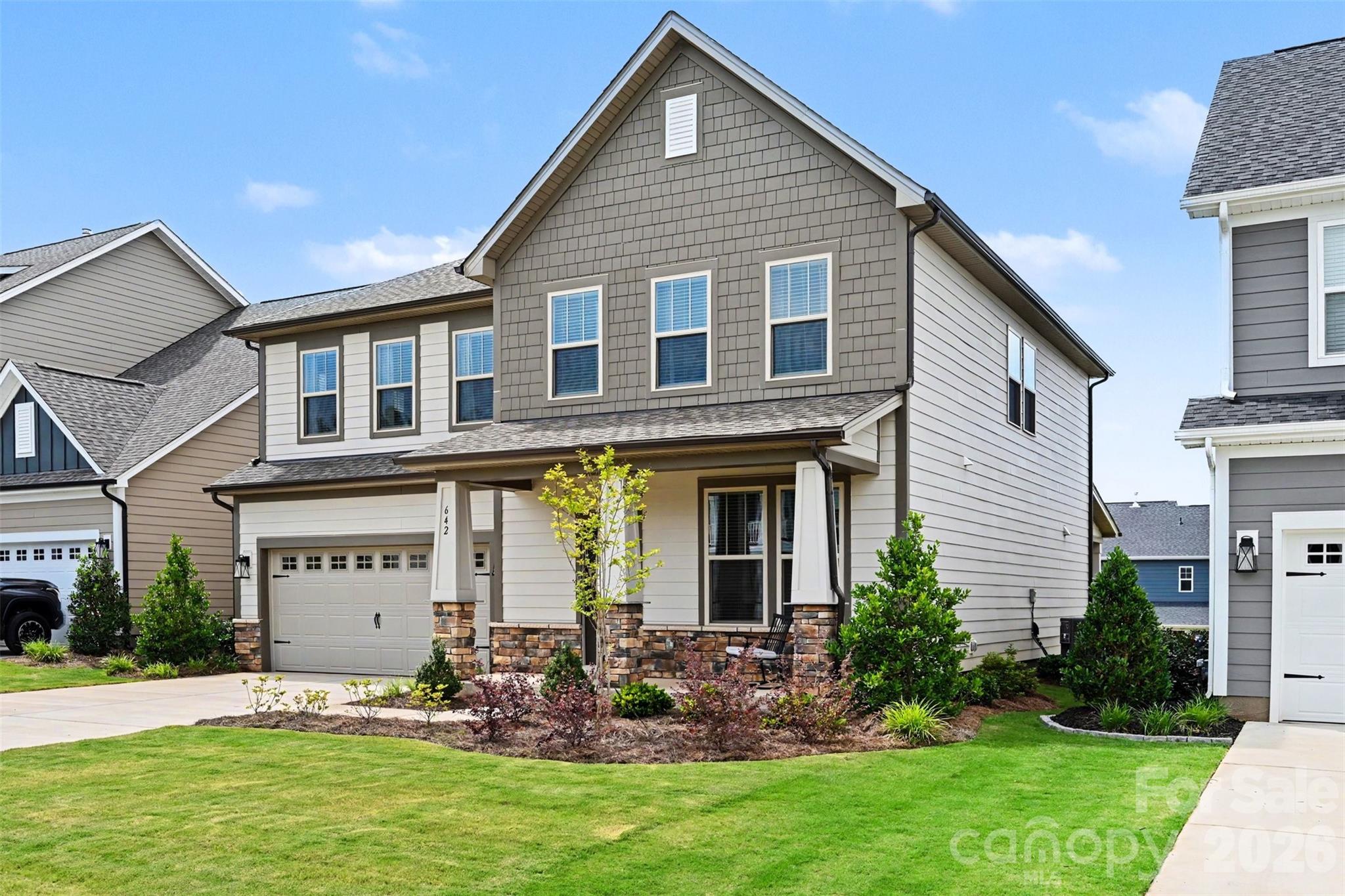 Lakeside Glen - Residential
