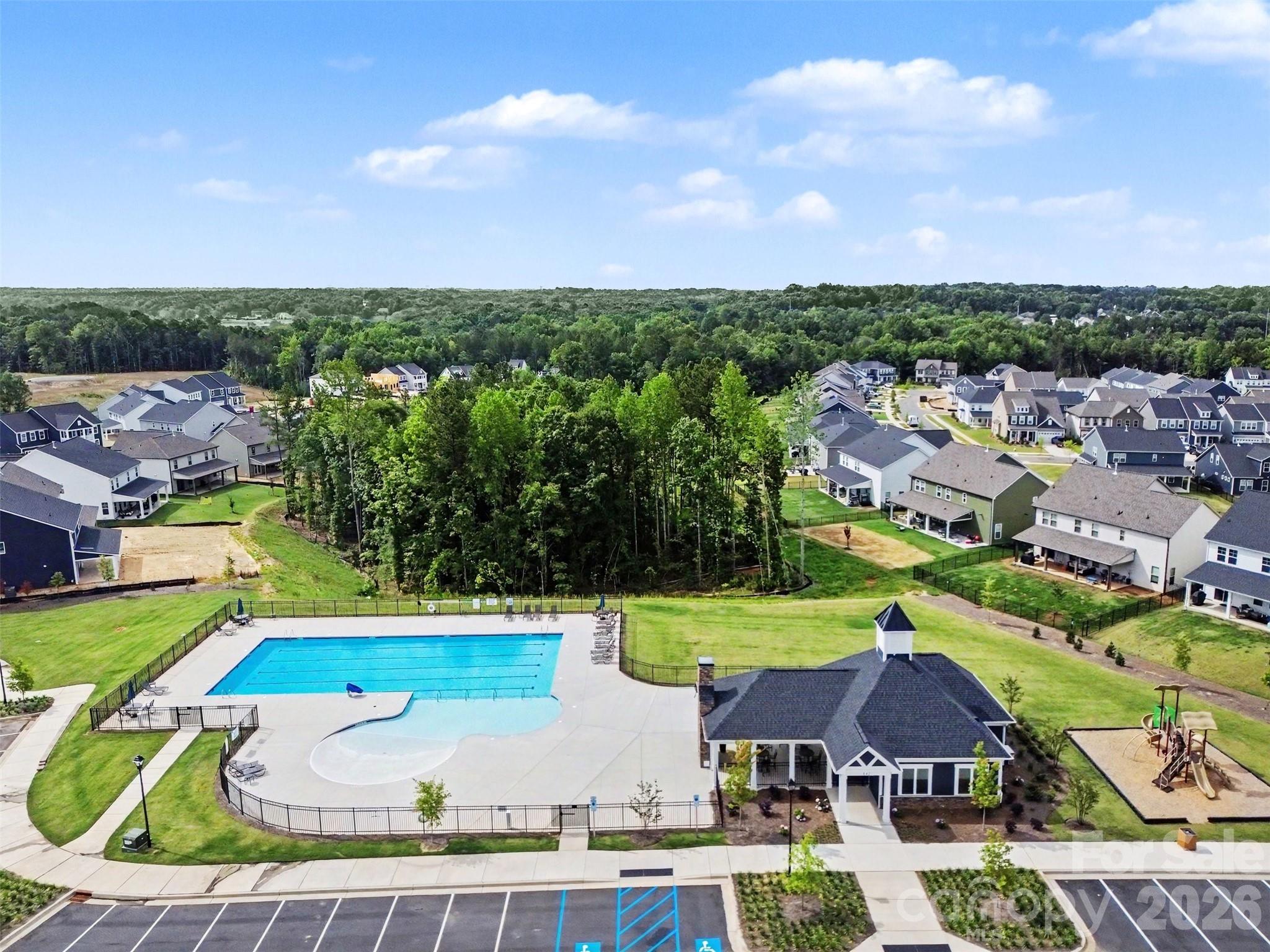 Lakeside Glen - Residential