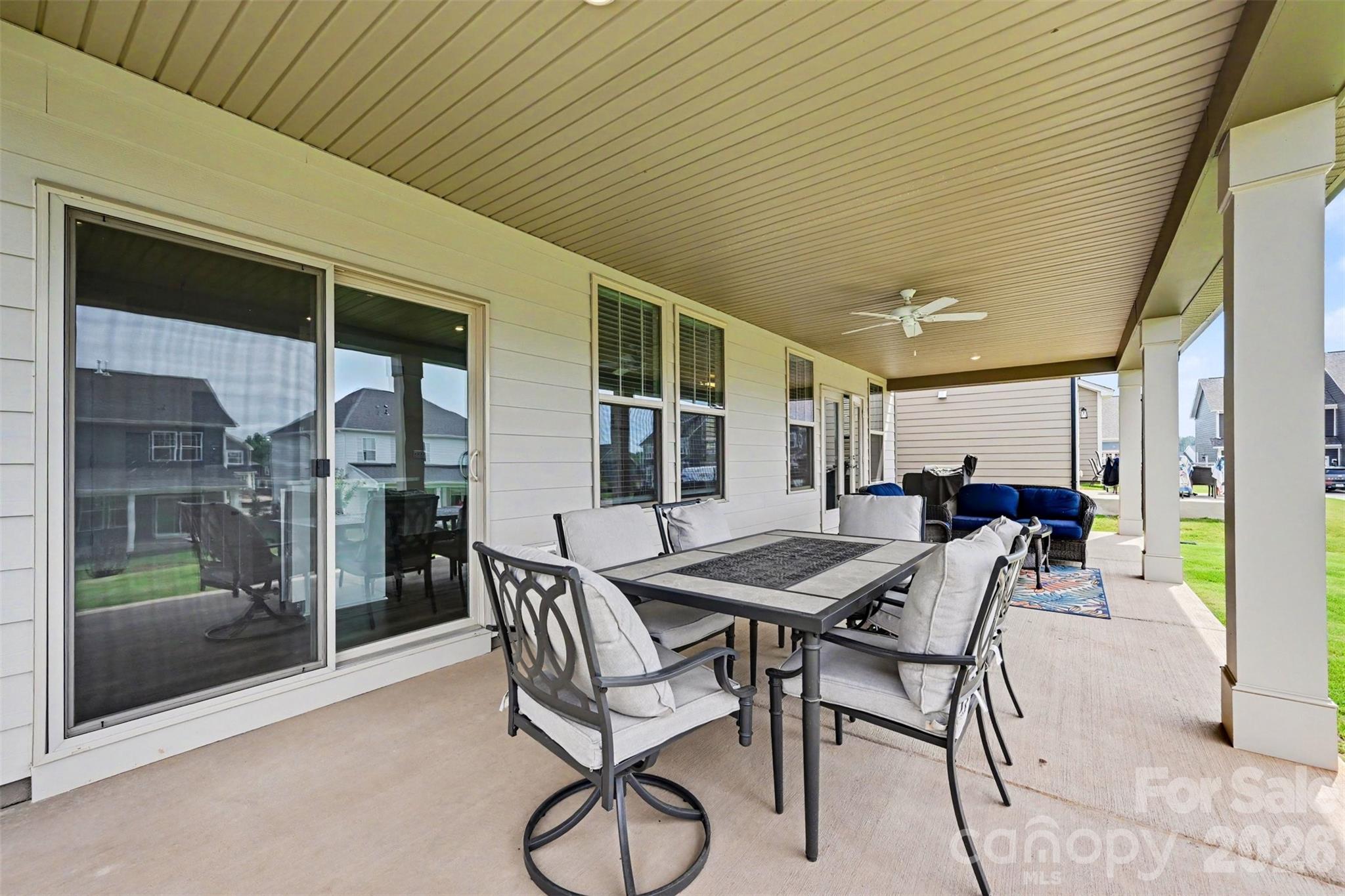 Lakeside Glen - Residential