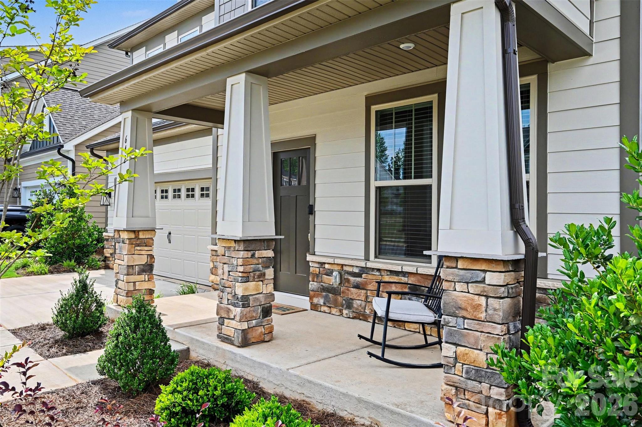 Lakeside Glen - Residential